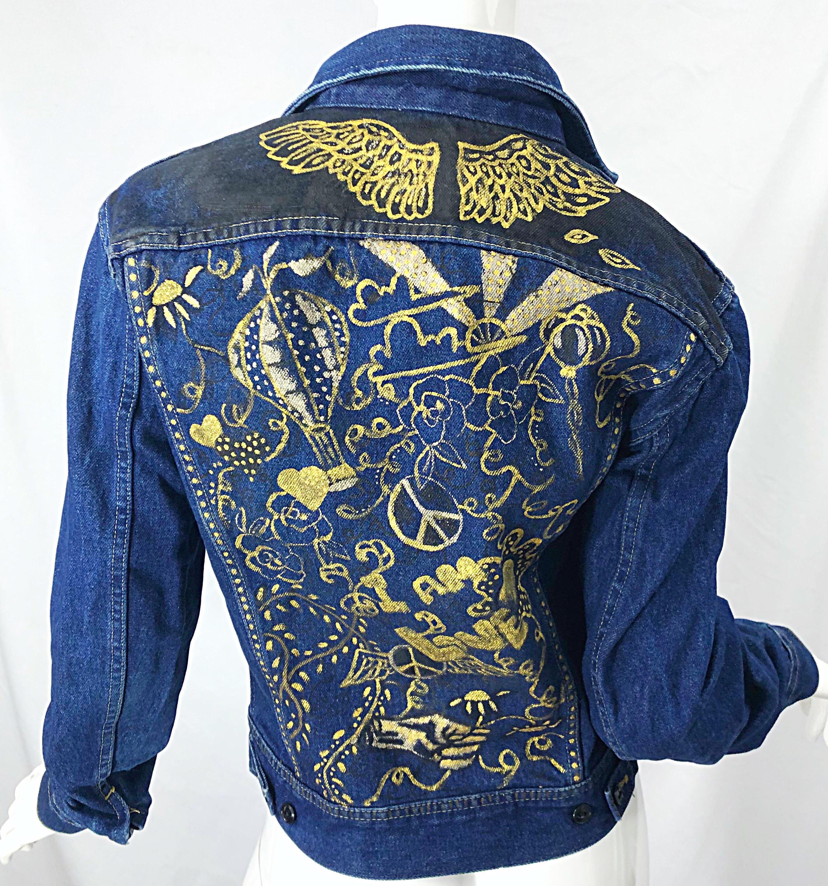 blue and gold jacket