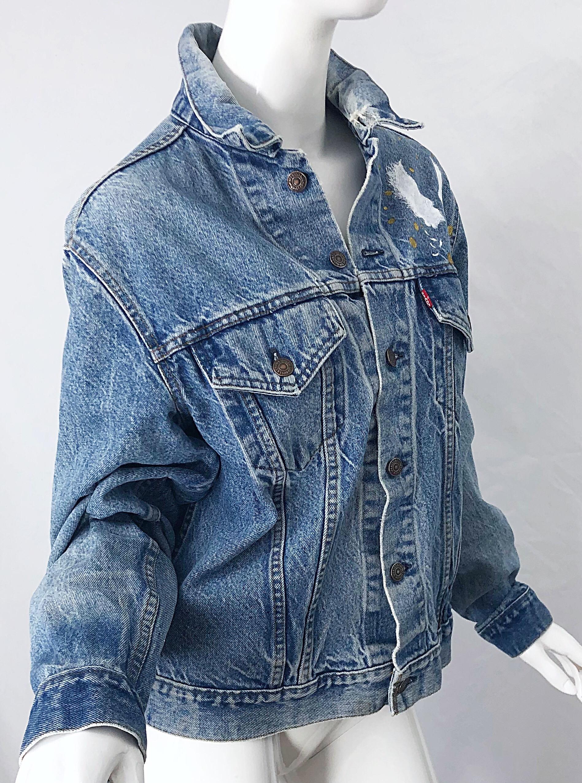 Giacca vintage in denim dell'artista dipinta a mano unisex City of Angels oro e bianco in vendita 3