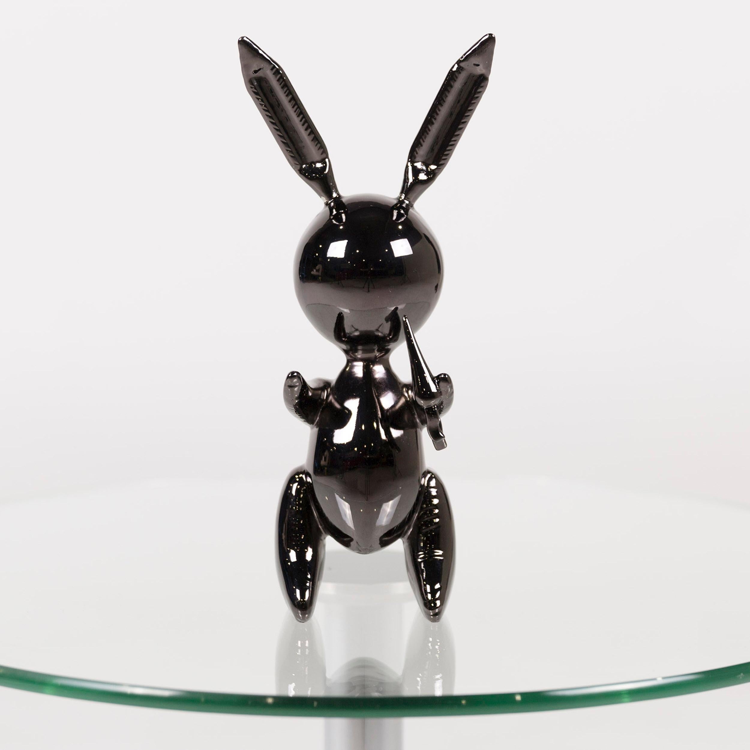 Artist Jeff Koons Black Rabbit Limited Edition 348/500 Zinc Alloy with OVP In Good Condition In Cologne, DE