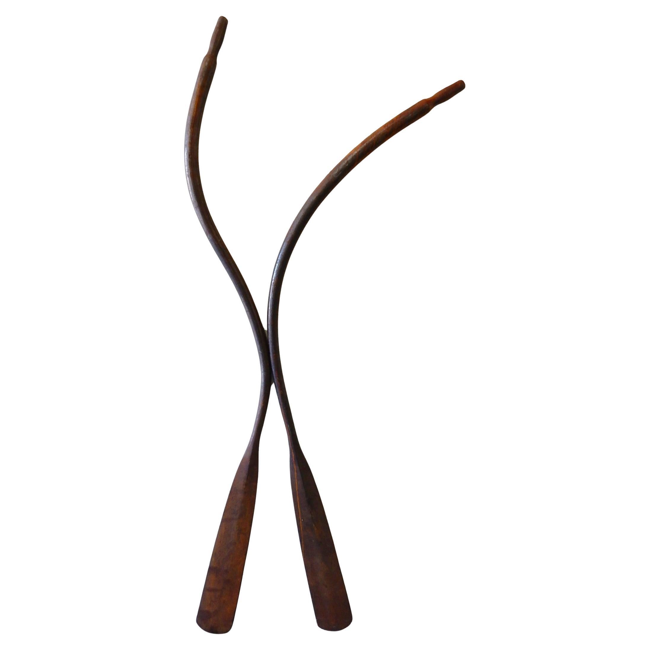 XX secolo L'artista Lawrence Argental (1957-2017) Scultura di remi da canottaggio in ferro piegato a grandezza naturale in vendita