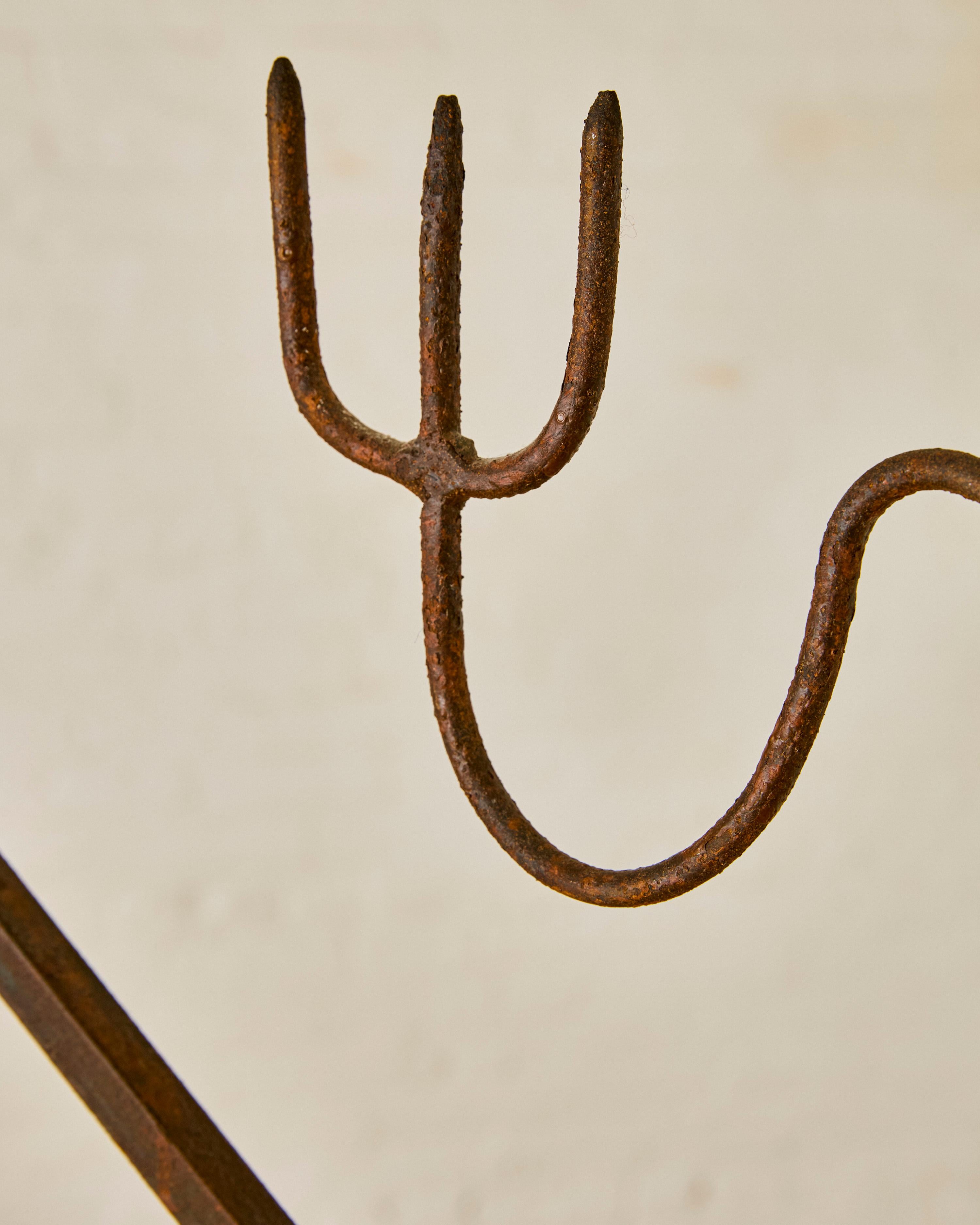 Artist Made Tri-Folding Iron Screen 4
