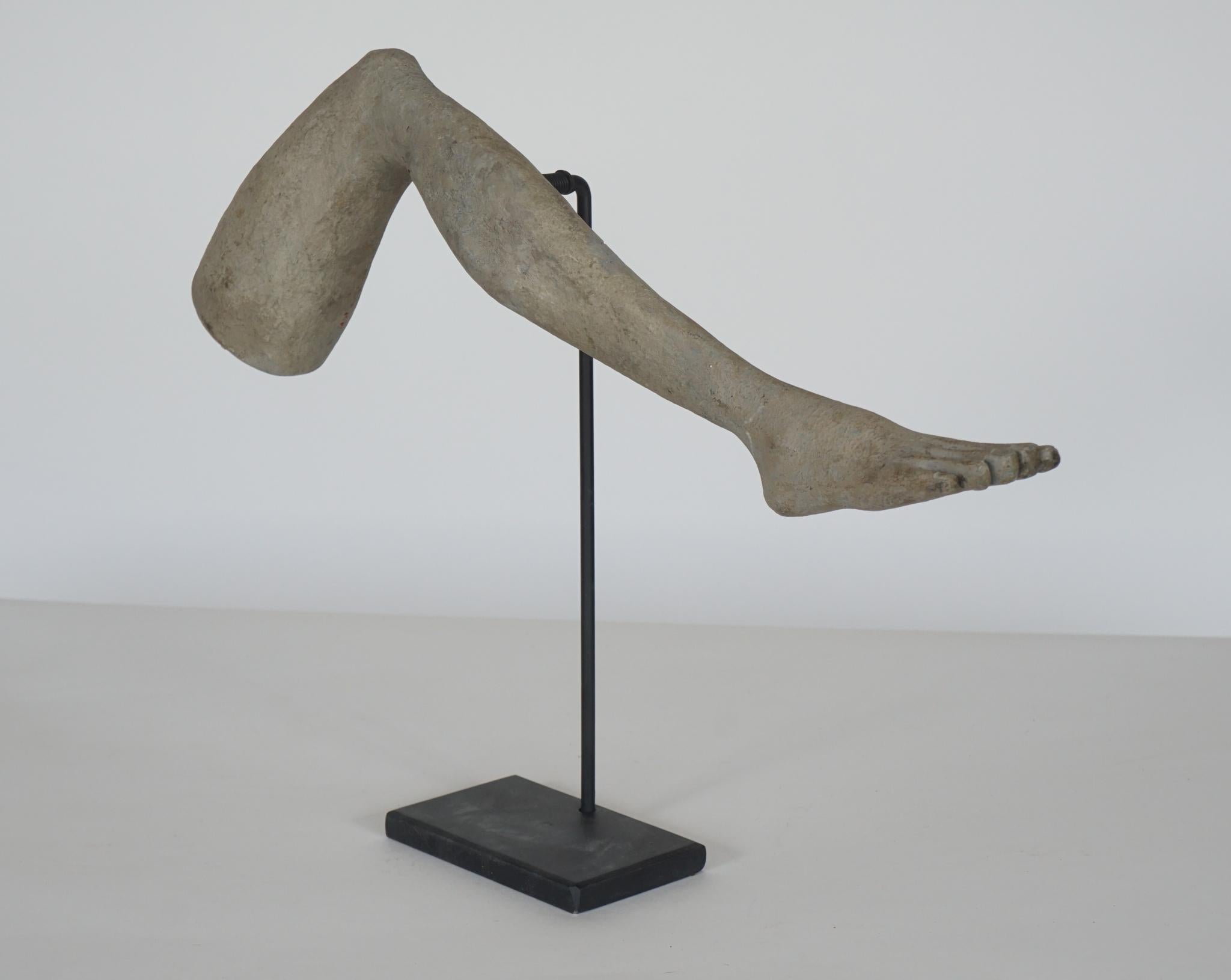American Artist Model of Revolving Leg For Sale