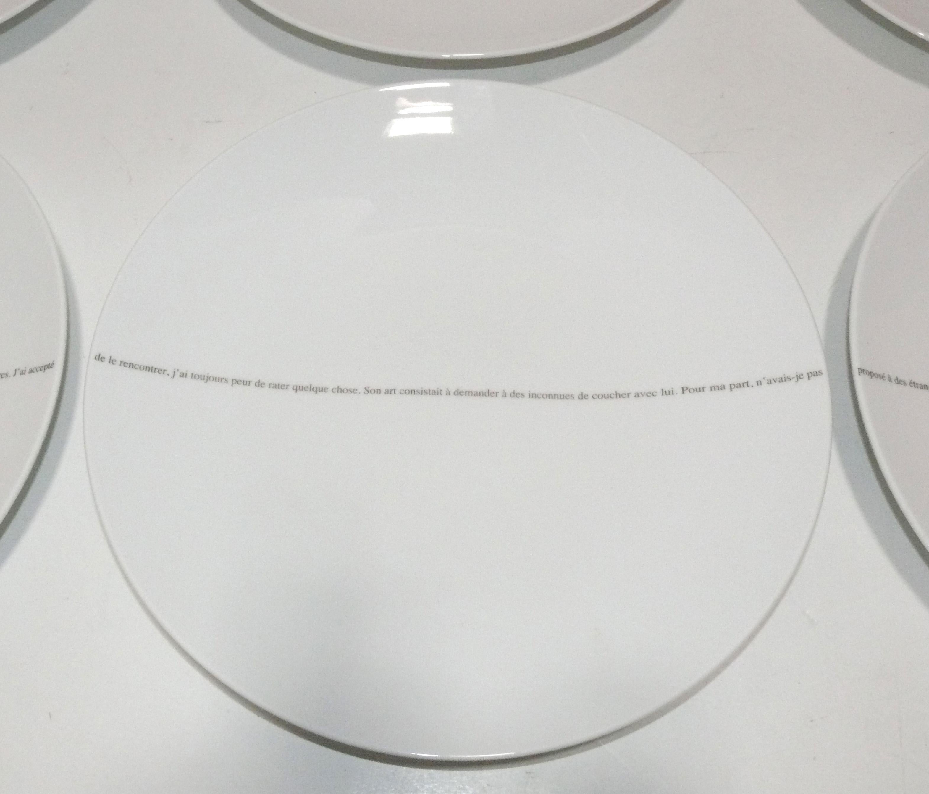 Mid-Century Modern Artist Sophie Calle for Bernardaud Set of 12 Dinner Plates Pop Art Mid Century For Sale