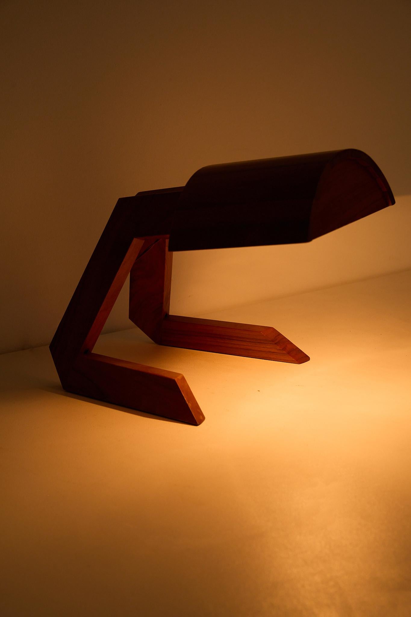 Lámpara Artistanal Carpintería en venta