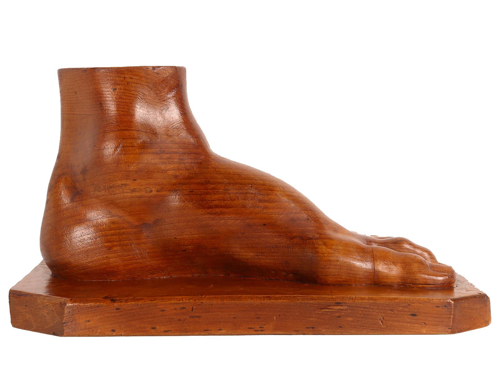 Wood Artistic Atelier Sculpture Depicting a Foot, Germany, 1902  For Sale