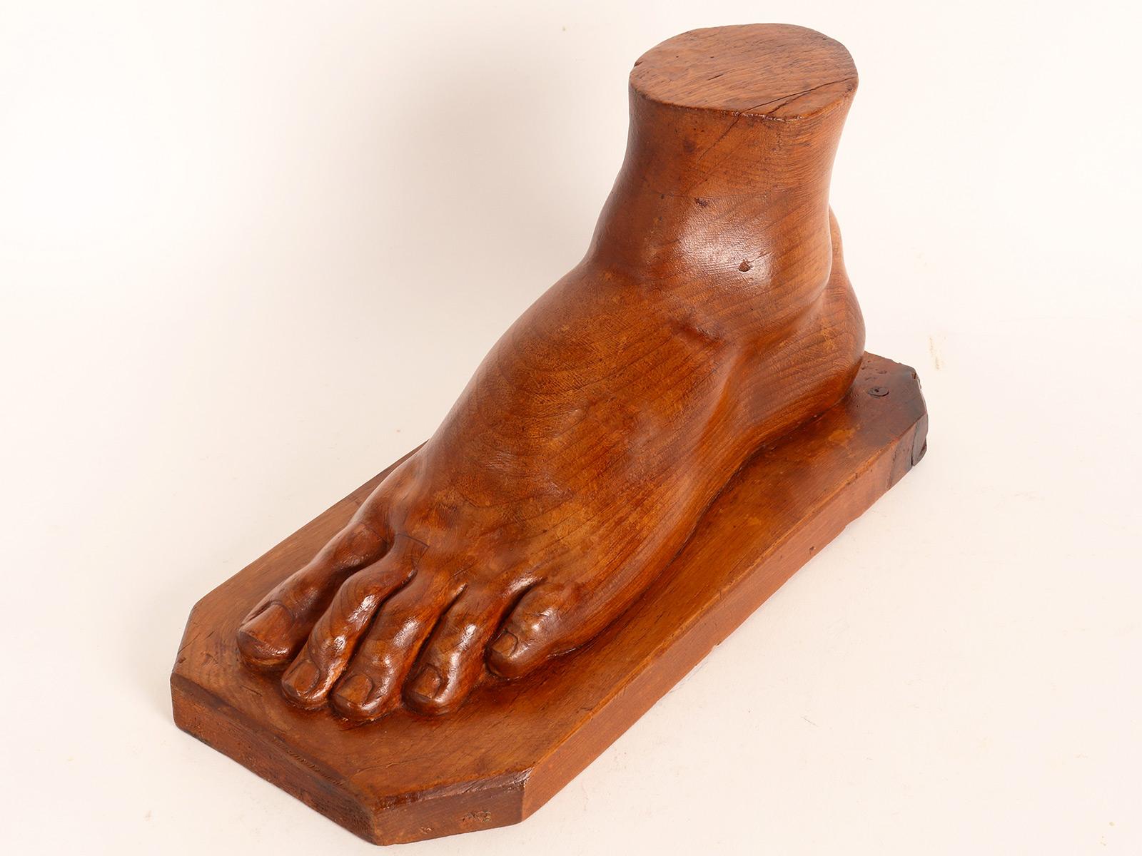 Artistic Atelier Sculpture Depicting a Foot, Germany, 1902  For Sale 3