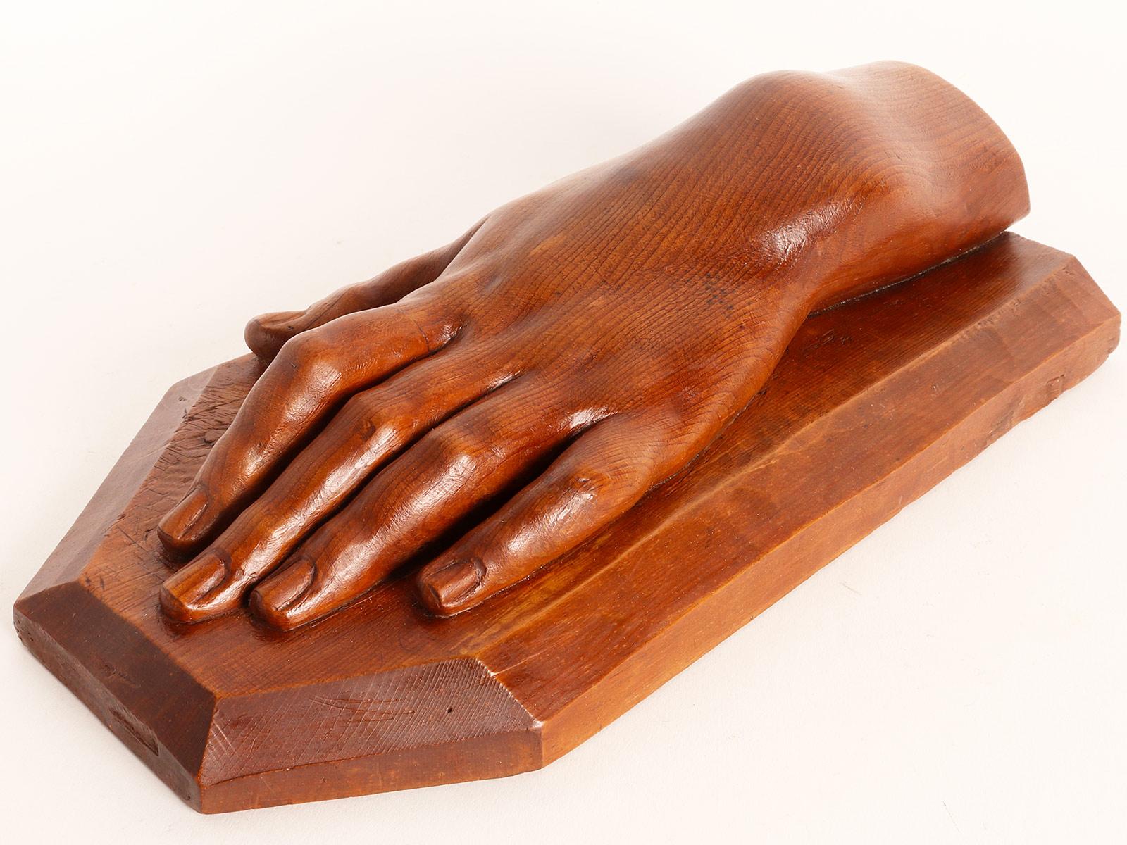 Artistic Atelier Sculpture Depicting a Hand, Germany 1907 For Sale 3