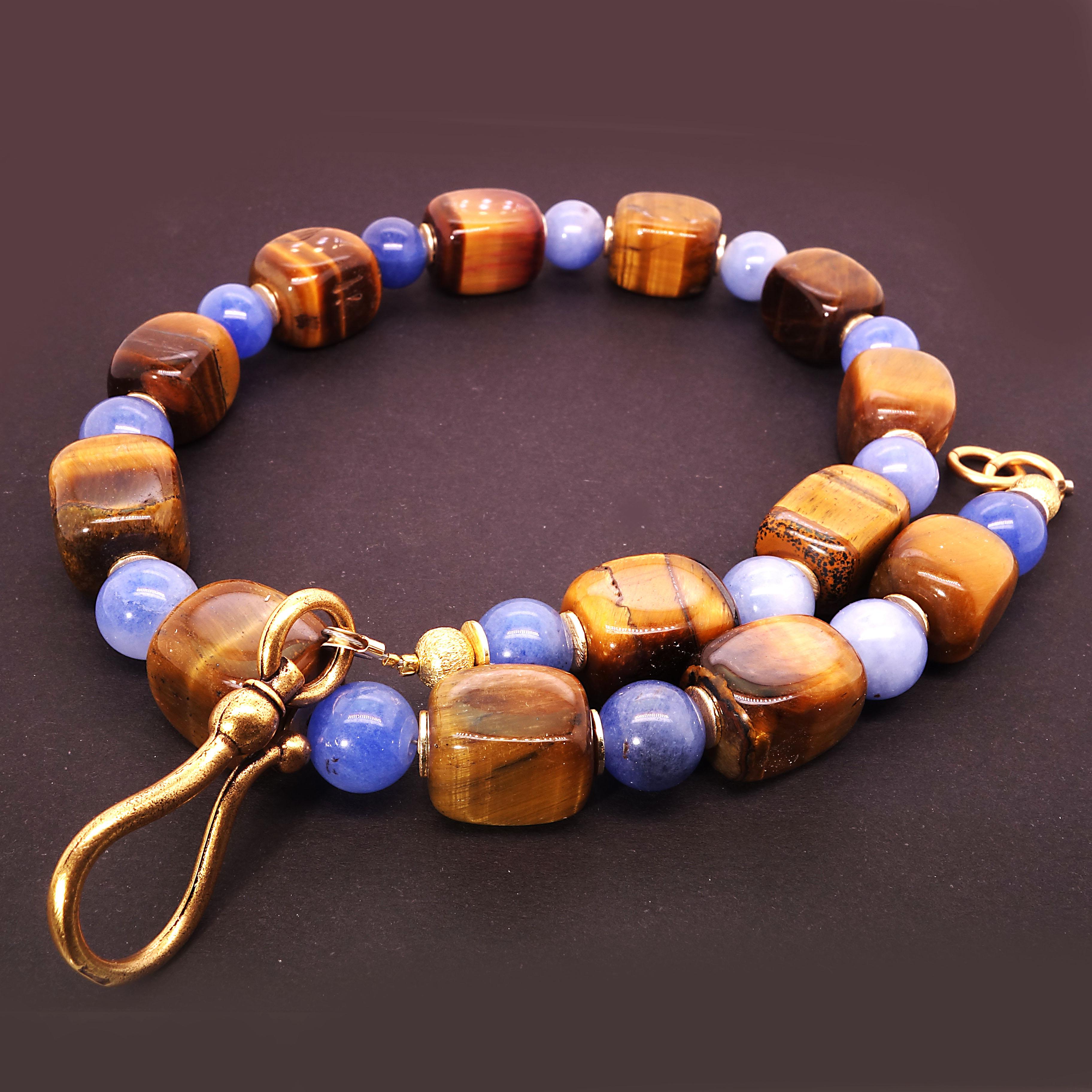 Artistic Autumn Tone Necklace of Tiger's Eye and Blue Agate In New Condition In Raleigh, NC