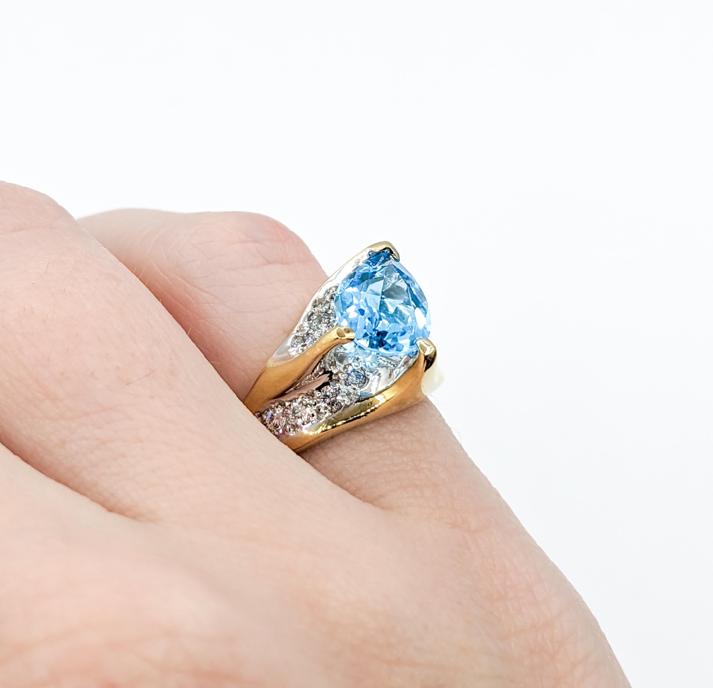 Modern Artistic Blue Topaz & Diamond Cocktail Ring in 18k Gold For Sale