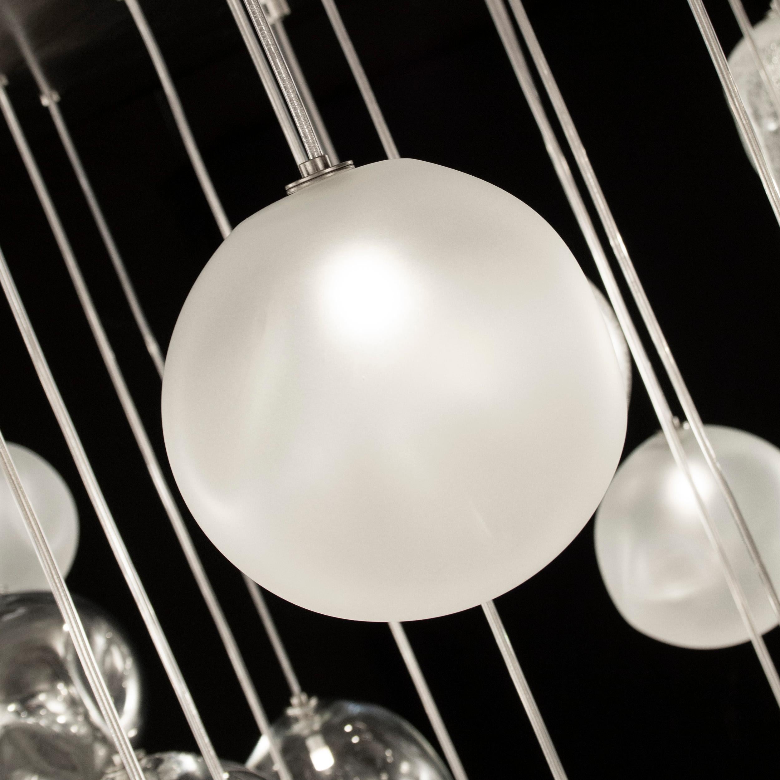 Contemporary Artistic Ceiling Lighting, Spheres Clear, Satined Mirror, Pulegoso by Multiforme For Sale