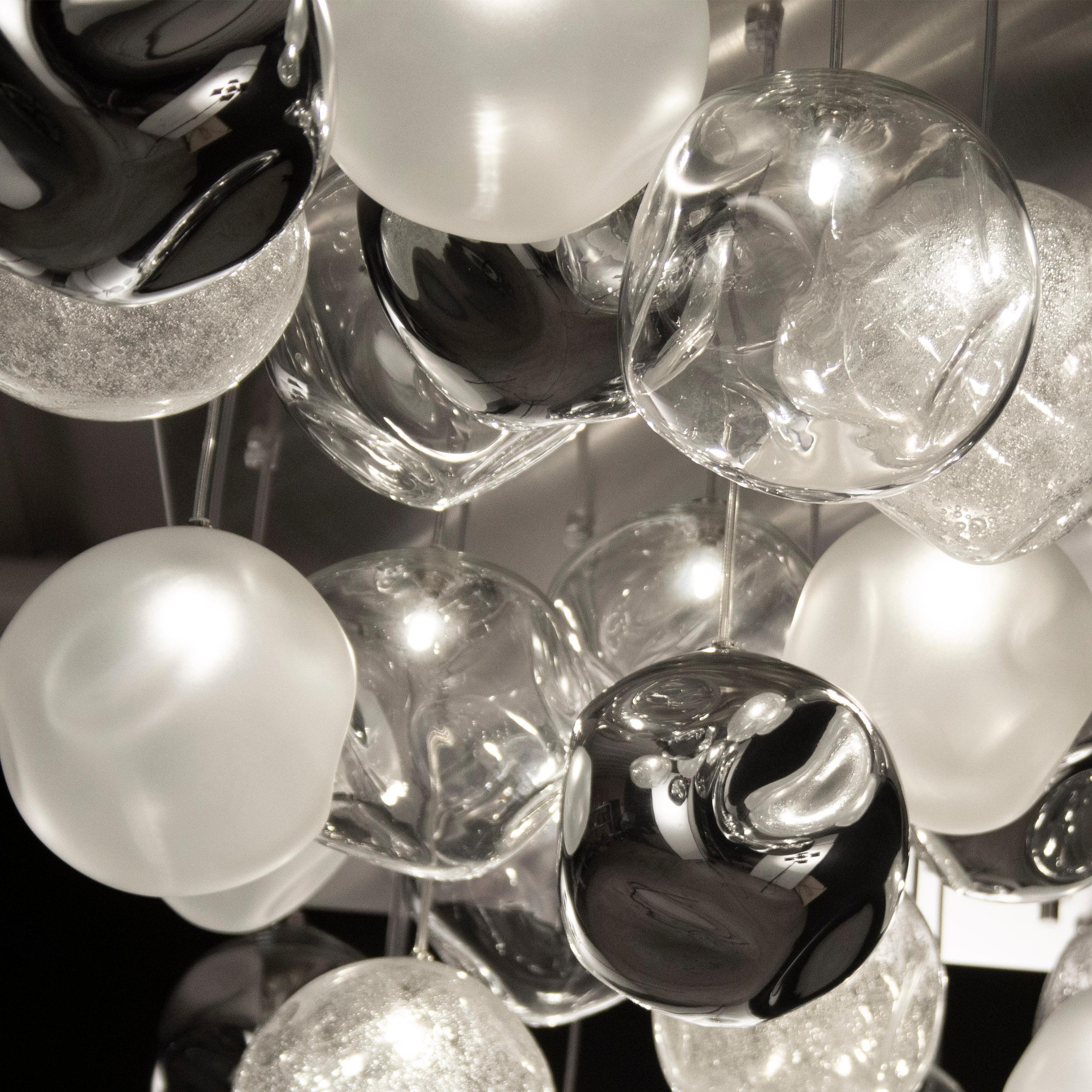 Contemporary Artistic Ceiling Lighting, Spheres Clear, Satined, Mirror, Pulegoso by Multiforme For Sale