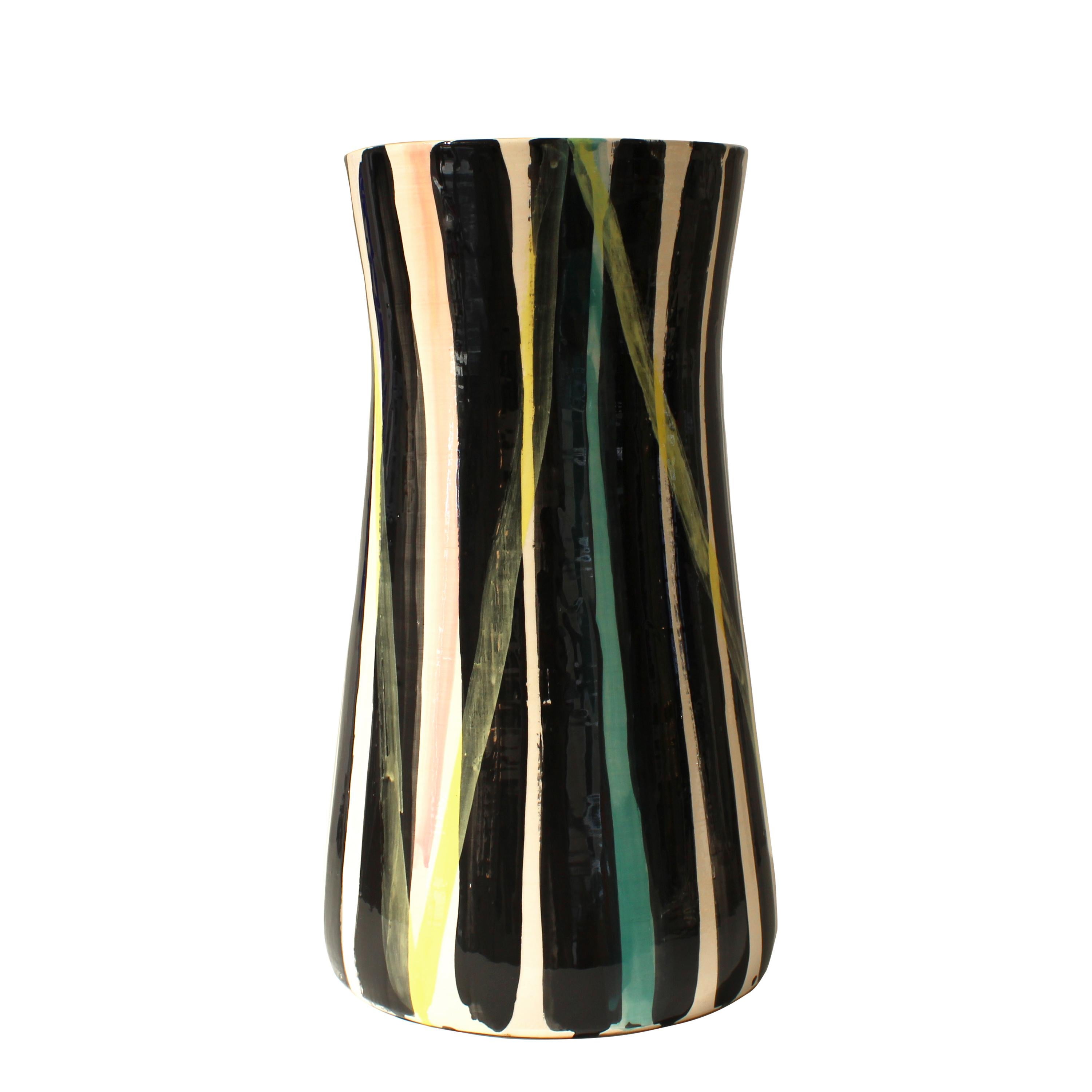 Artistic Ceramic Vase by Ruth Morán for “ The Table Project, ” Spain, 2024 In New Condition For Sale In Madrid, ES
