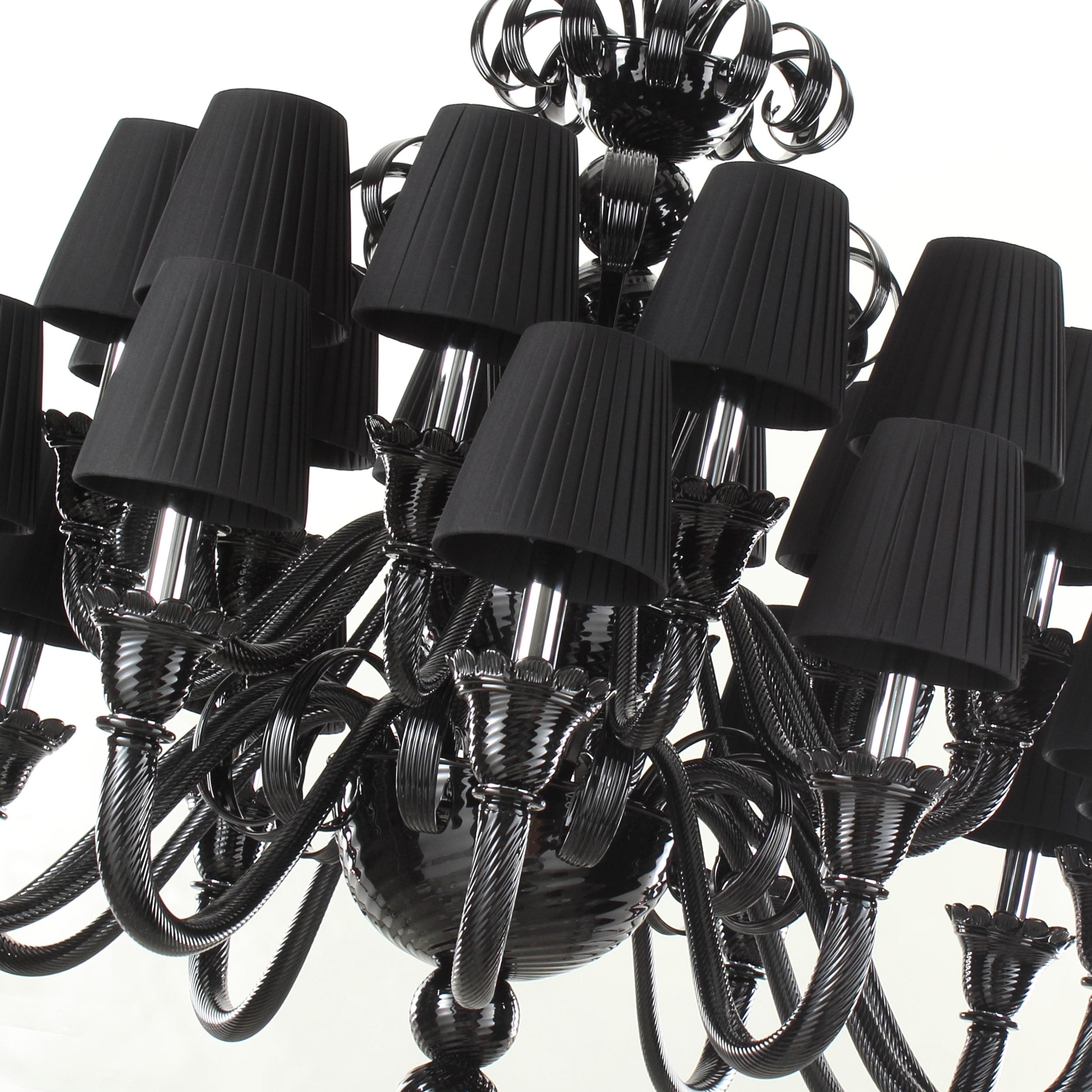 The luxury chandeliers IKO are a combination of glass elements designed with attention to details.The glass texture of this chandeliers is a combination of “rigamenà” (blown glass with twisted ribs) and “rigadin” (blown glass with straight ribs);