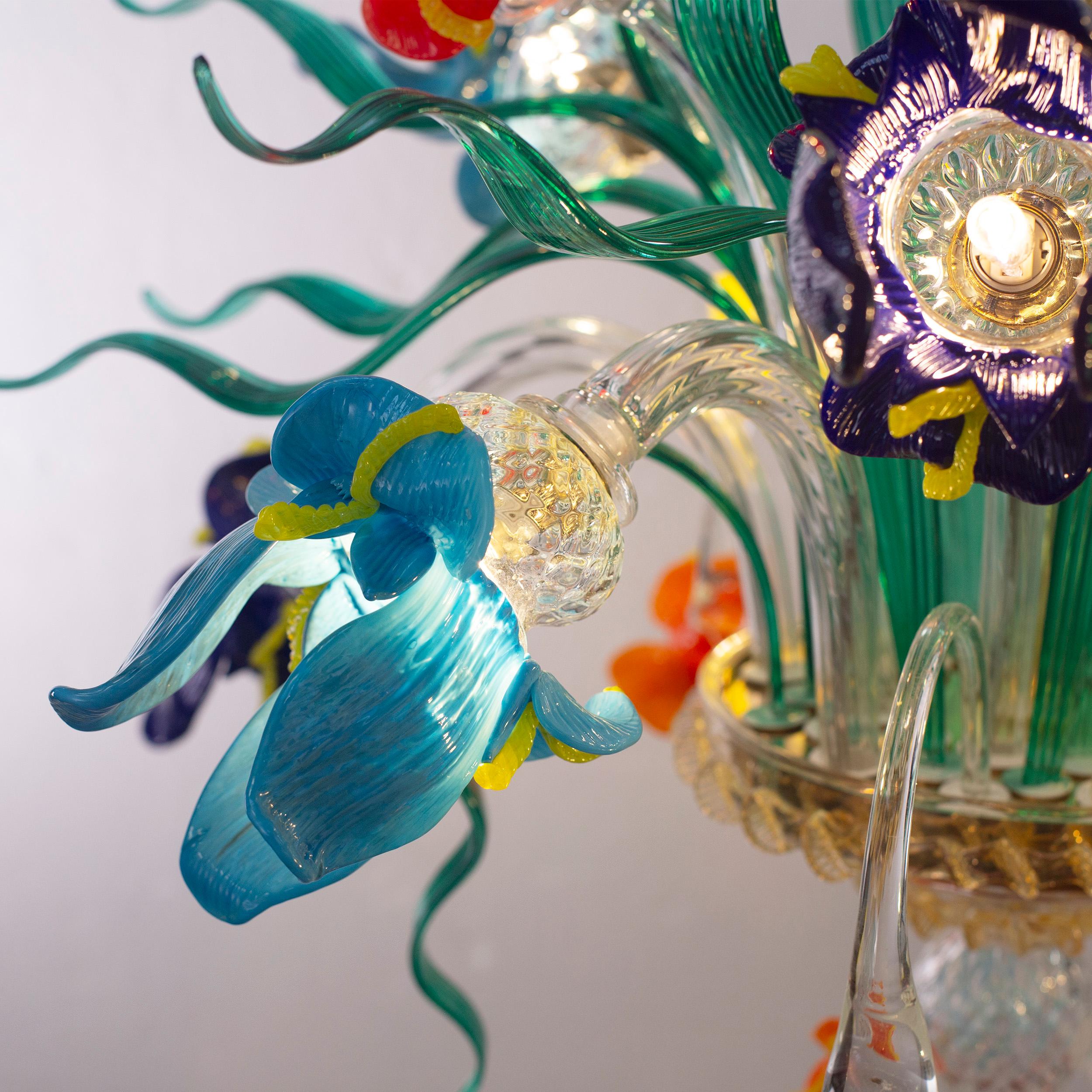 Artistic chandelier 12Arms clear-polychrome Murano Glass Iris by Multiforme For Sale 1