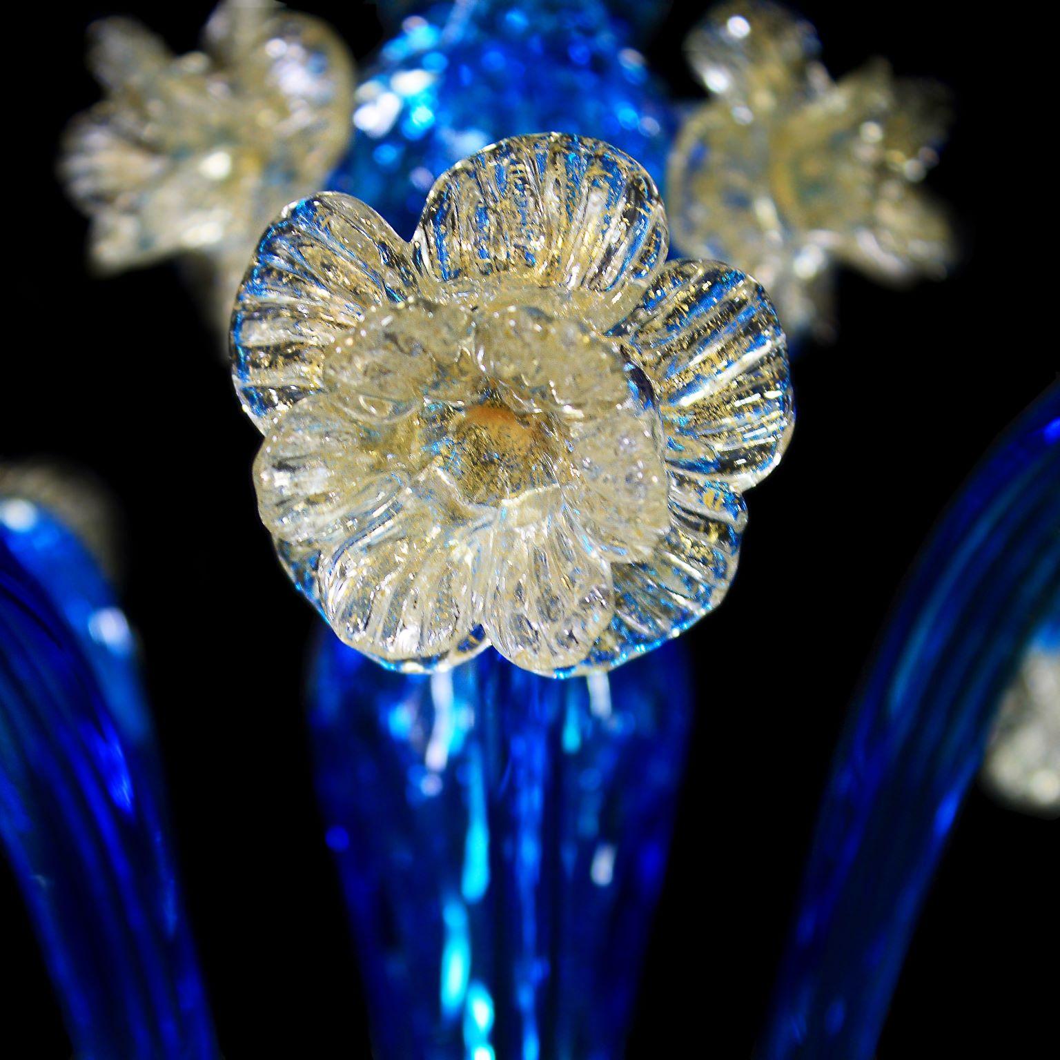 Artistic Chandelier 5 Arms Blue Murano Glass, Clear-Gold Details by Multiforme For Sale 3