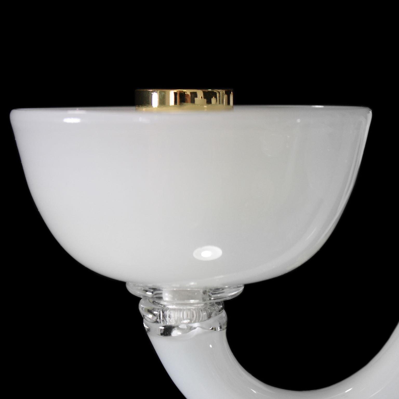 Lampadario artistico a 5 bracci in vetro di Murano bianco, dettagli in vitreo di Multiforme in vendita 5