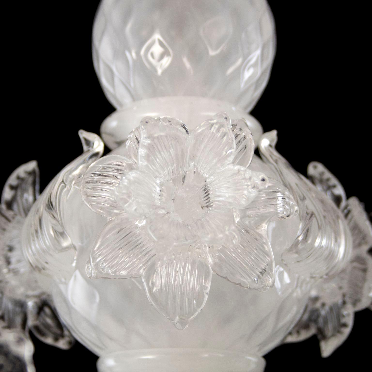 Contemporary Artistic Chandelier 5 Arms White Silk Murano Glass Clear Details by Multiforme For Sale