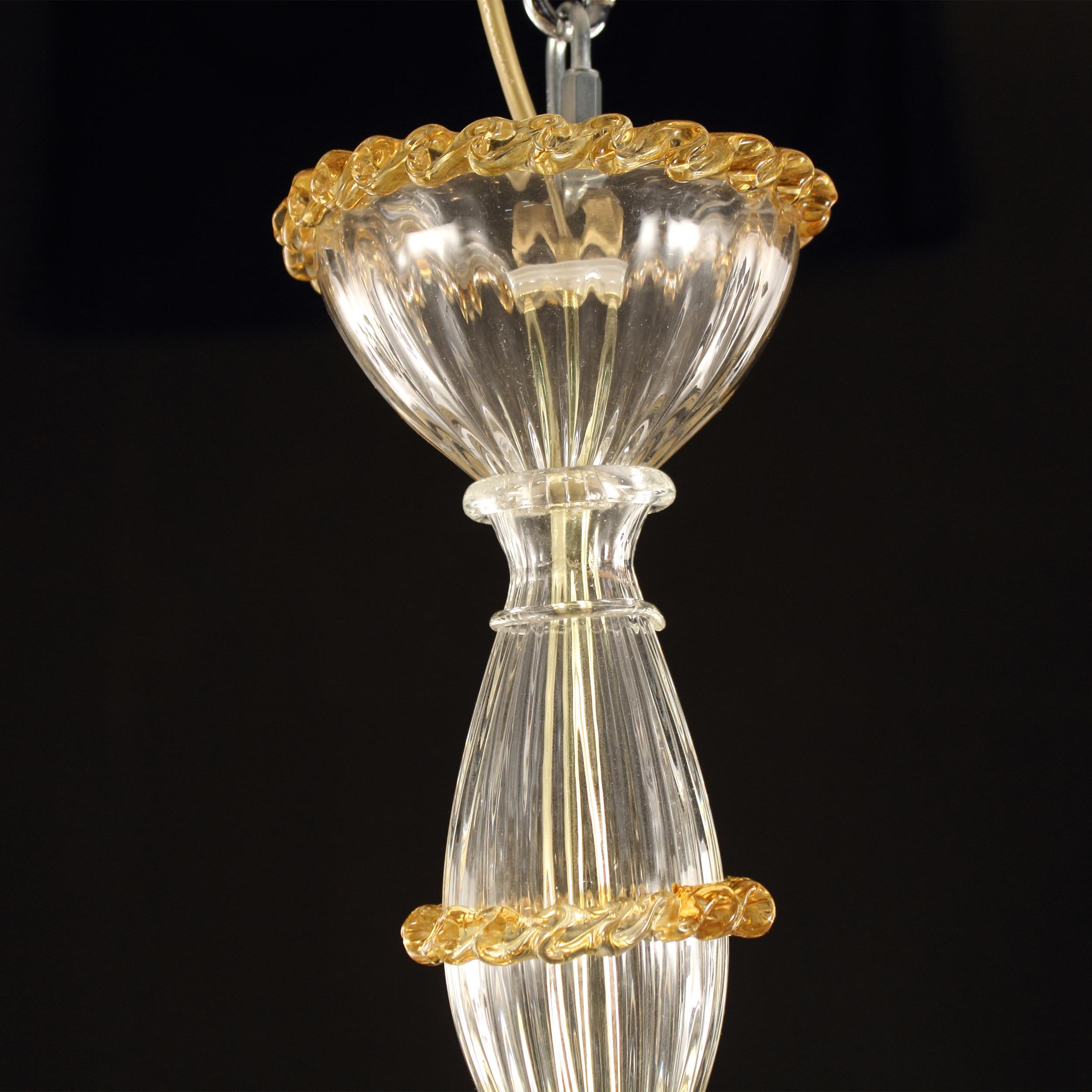 XXIe siècle et contemporain Lustre artistique à 5 bras en verre de Murano transparent avec détails en ambre par Multiforme en vente