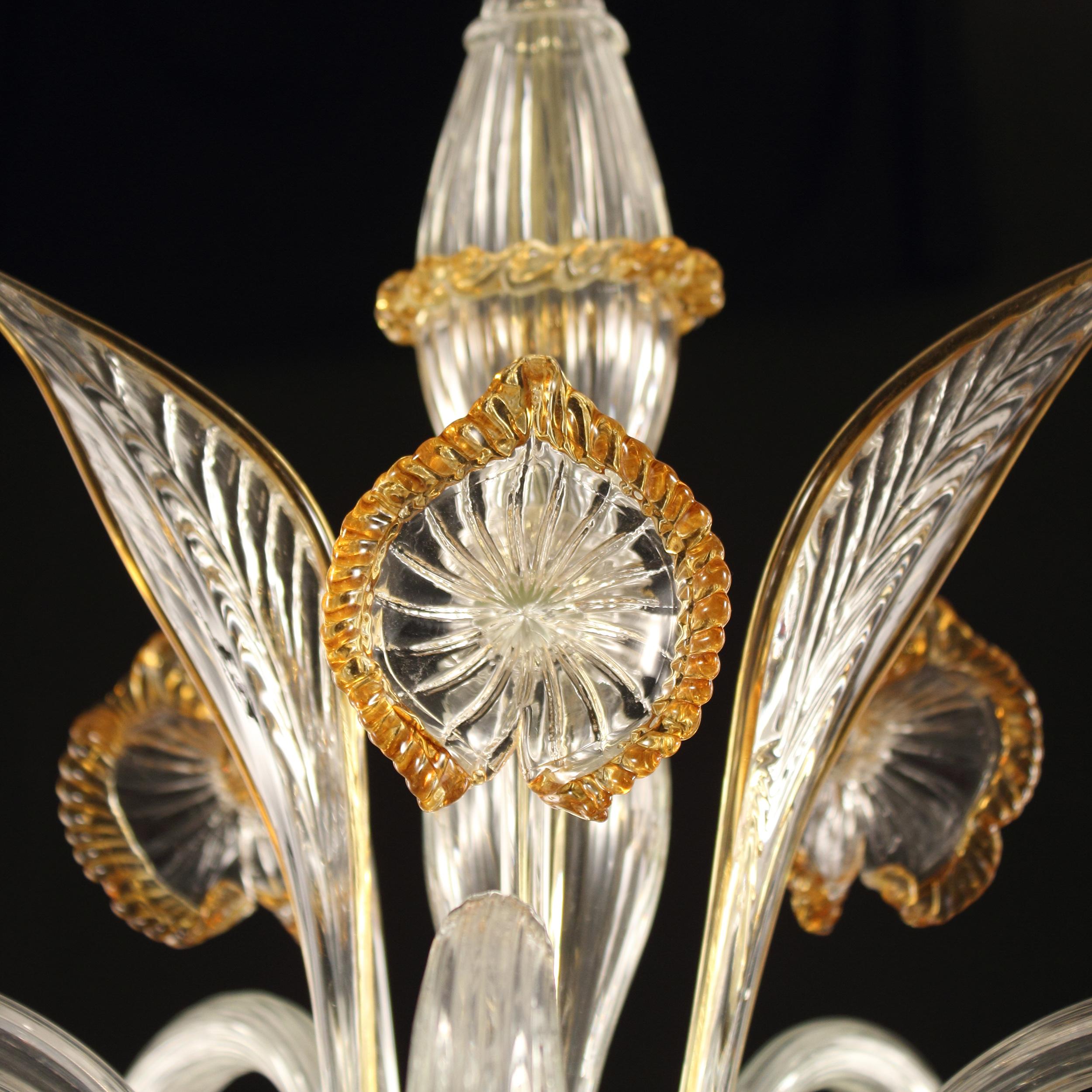 Verre brun Lustre artistique à 5 bras en verre de Murano transparent avec détails en ambre par Multiforme en vente