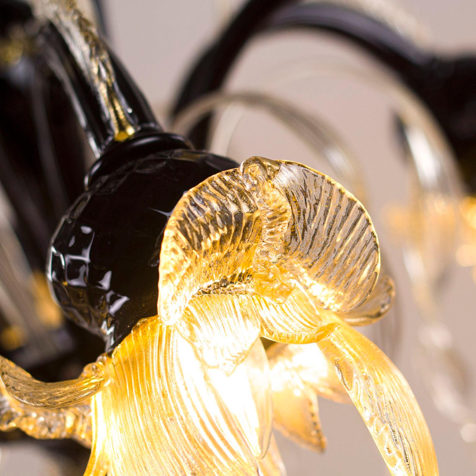 Artistic Chandelier 6Arms Black and Gold Murano Glass by Multiforme in stock In New Condition For Sale In Trebaseleghe, IT