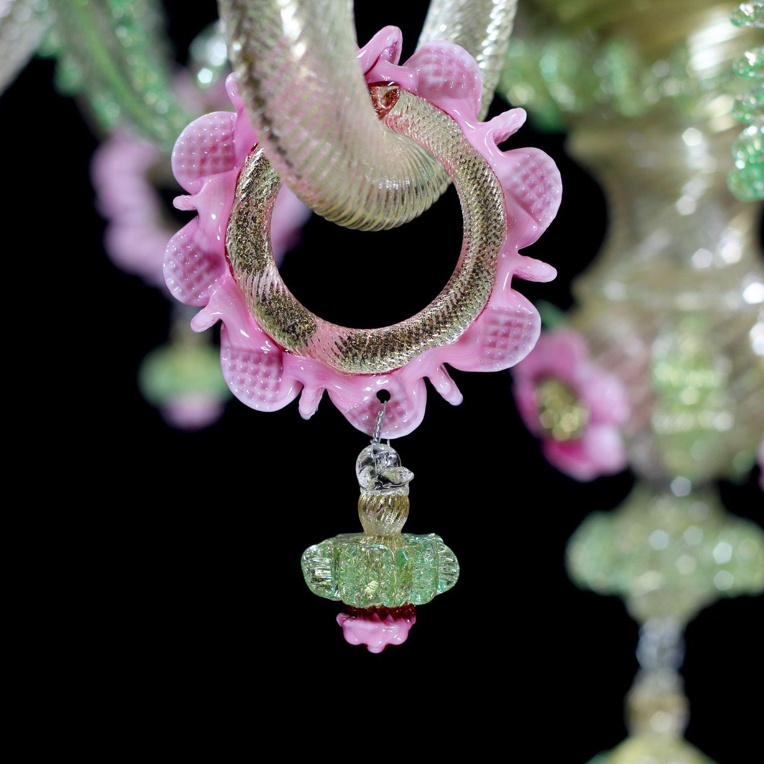 Artistic Chandelier 6 Arms Gold Murano Glass Pink and Gree Details by Multiforme In New Condition For Sale In Trebaseleghe, IT