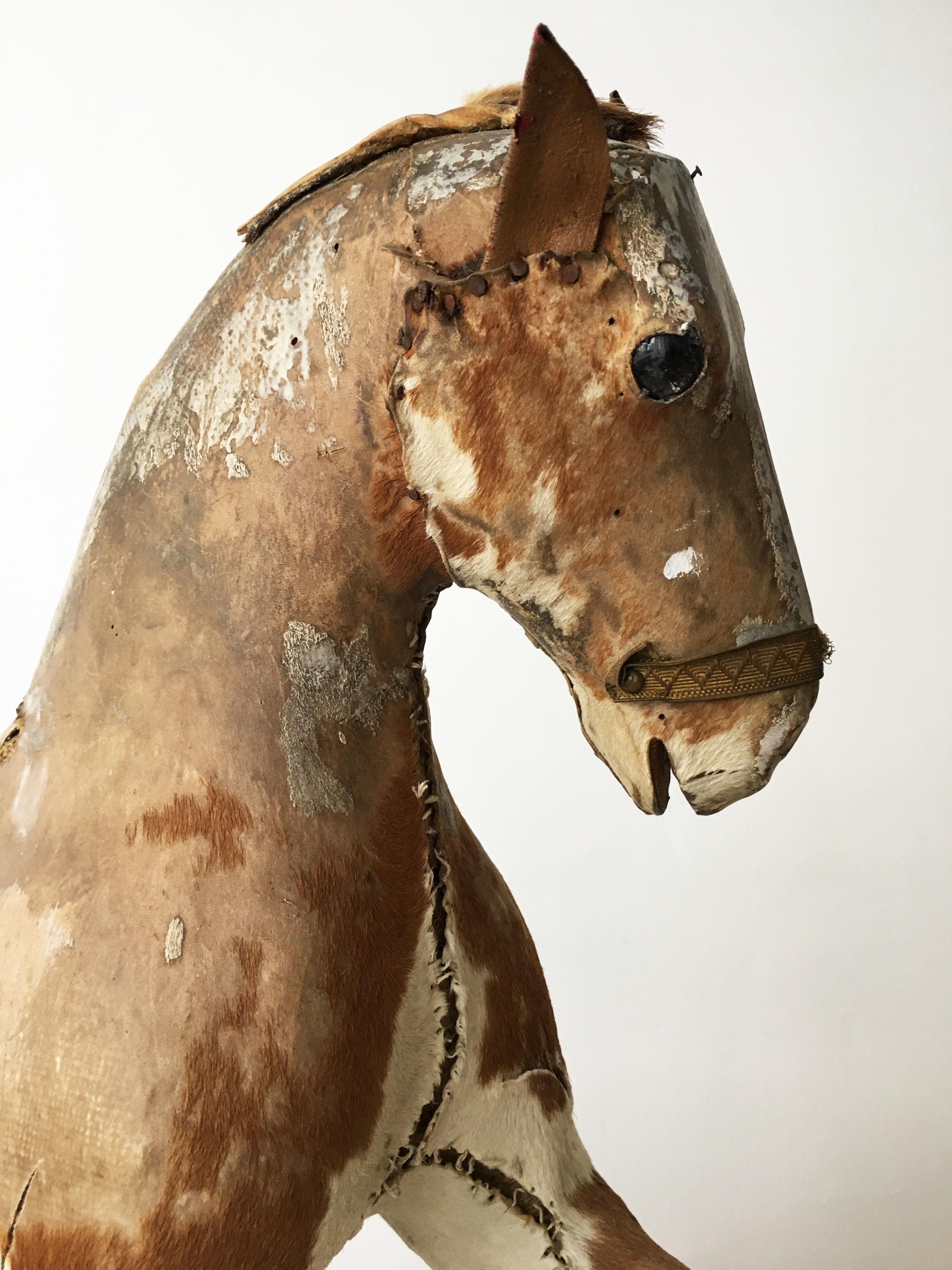 Artistic Decorative Horse Model Object, France 1920s (Spätes 19. Jahrhundert) im Angebot