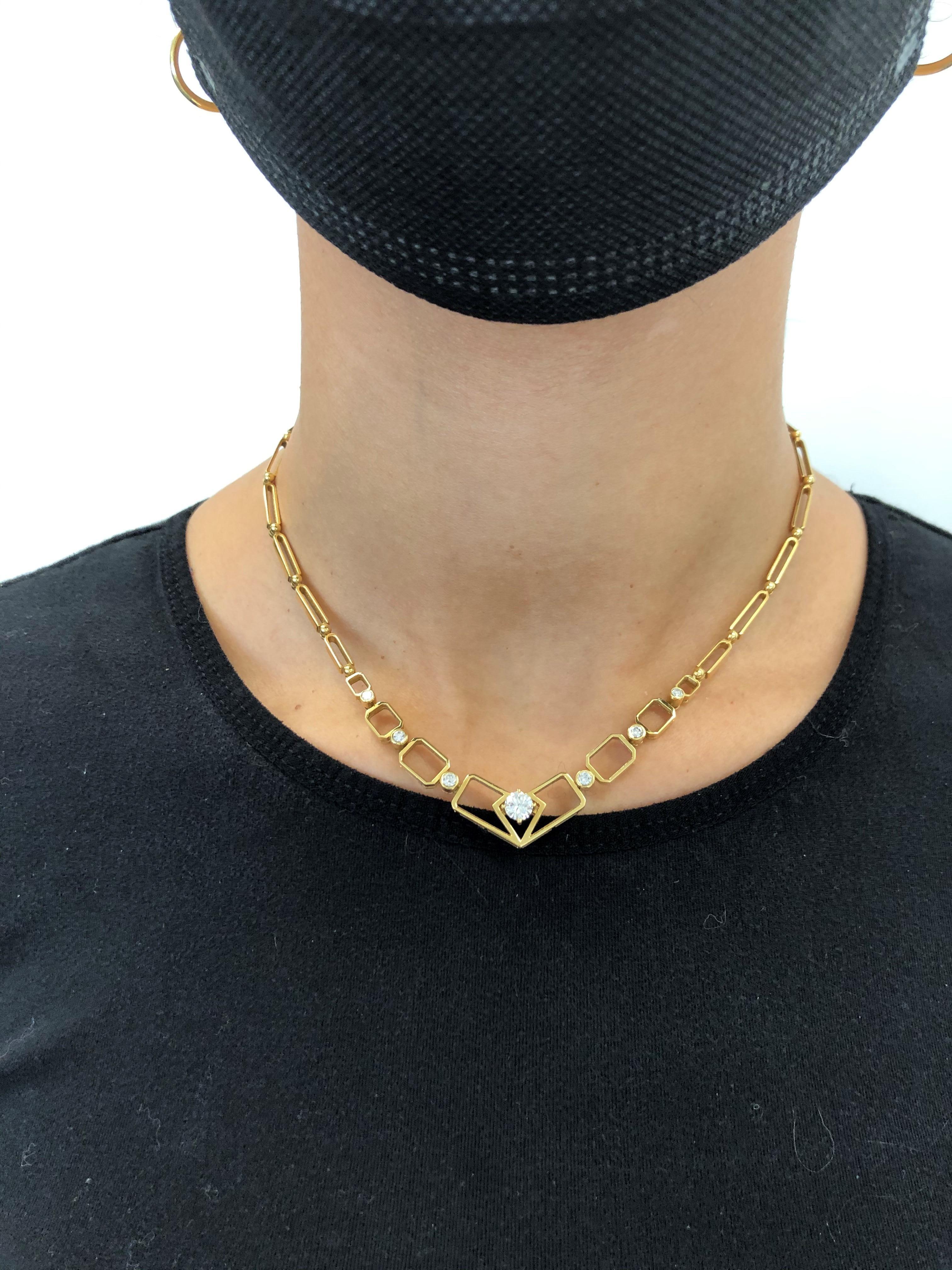 Artistic Diamond Link Necklace in Yellow Gold For Sale 1