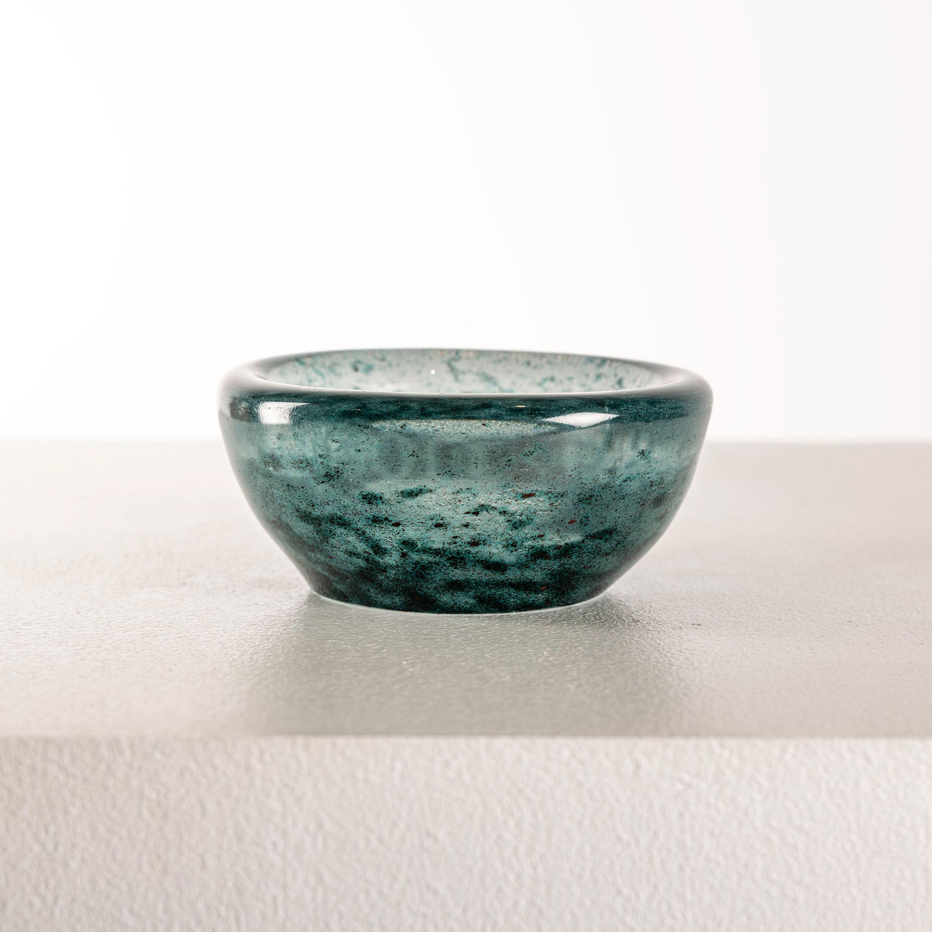 Artistic Enameled Glass Bowl from Daum, 1950s In Good Condition For Sale In BARCELONA, ES