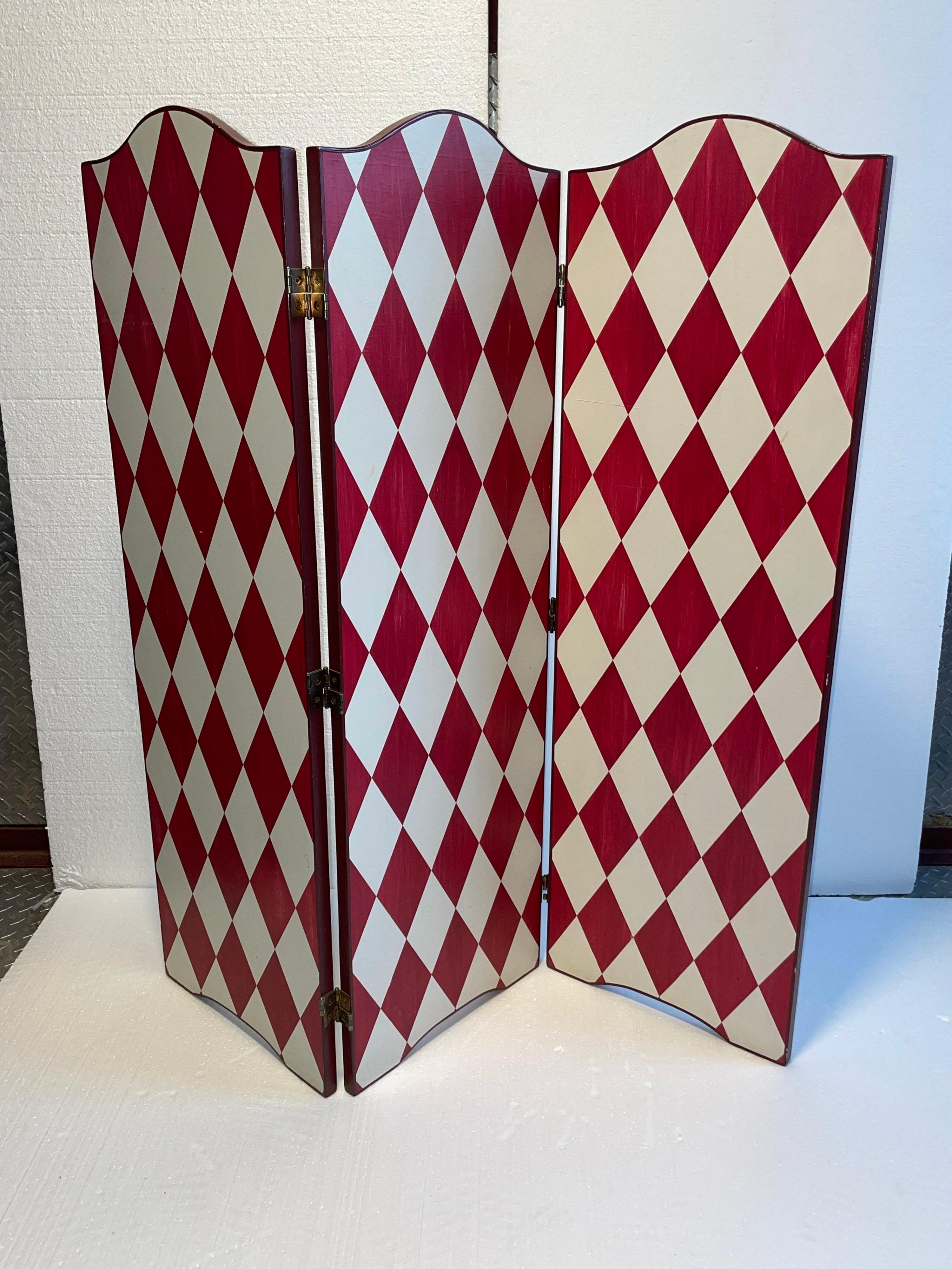 European Artistic Hand Painted French Screen Divider in a Festive White and Deep Red For Sale