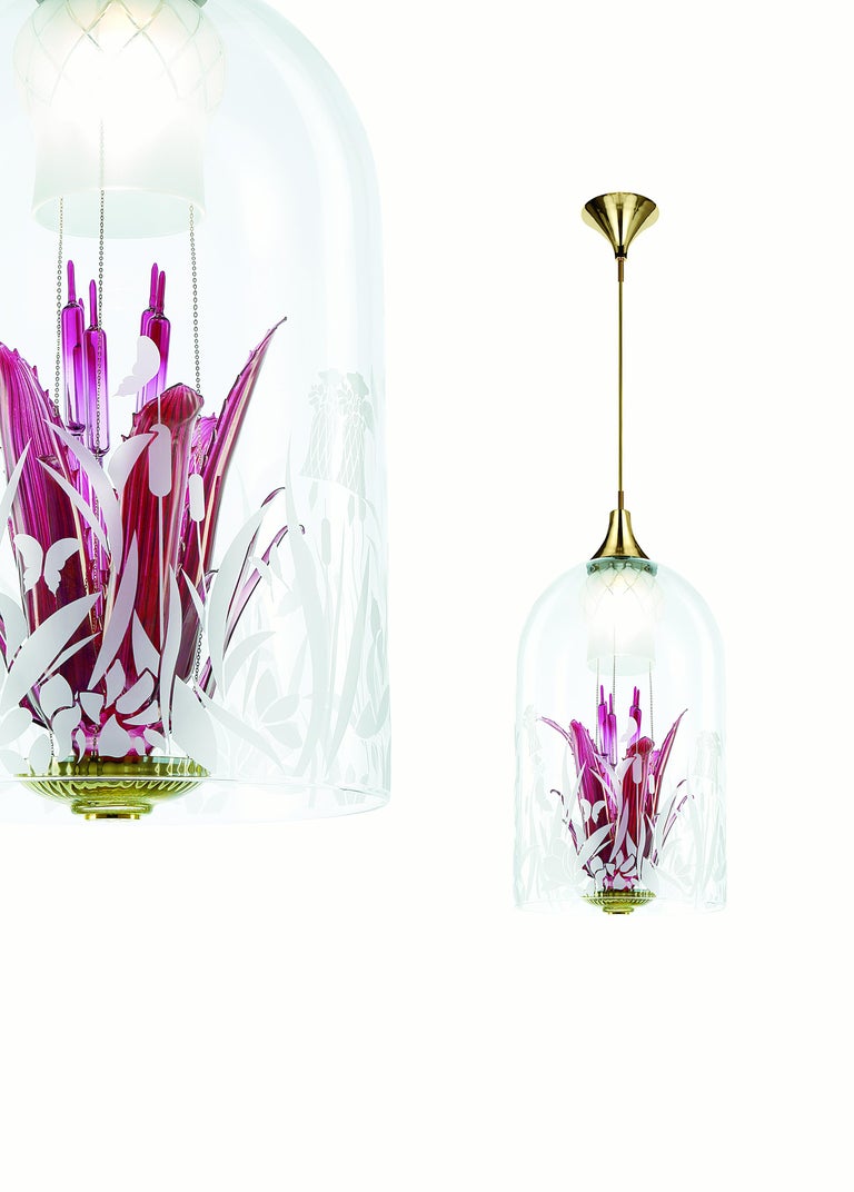The Jardin de Verre collection by Alessandro La Spada, a love story between man and nature, the tale of a nineteenth century English Doctor, Nathaniel B. Ward, who was passionate about botany.


The chandelier, as well as the wall lamps, bases