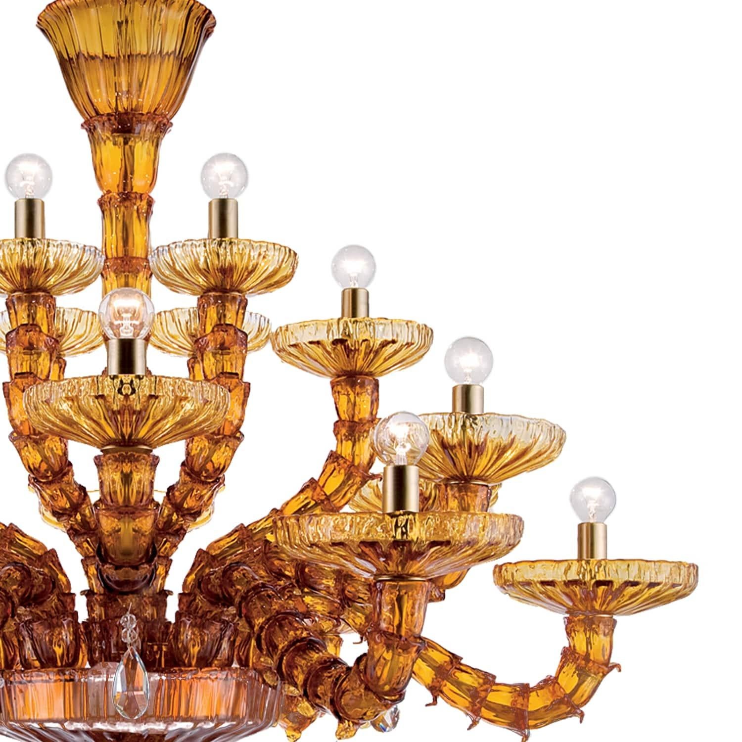 Artistic handmade Murano glass chandelier glamour by La Murrina, blowed in our furnace in Murano - Venice following the ancient glassmaster's art.

Additional information:
- Material: Murano glass
- Hardware finishing: Gold plated 
-