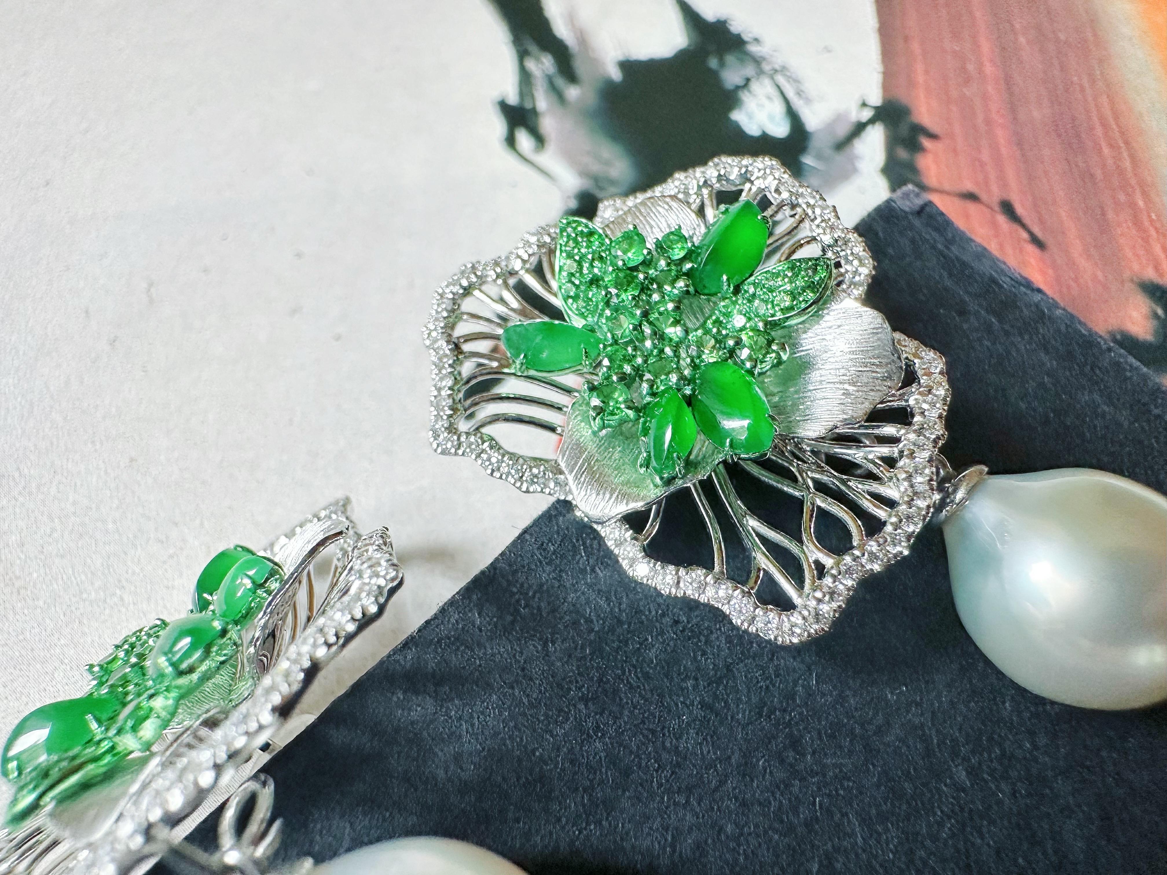 Artistic Imperial Green Jade Irregular Cabochon Earrings in 18K Gold & Diamond For Sale 4
