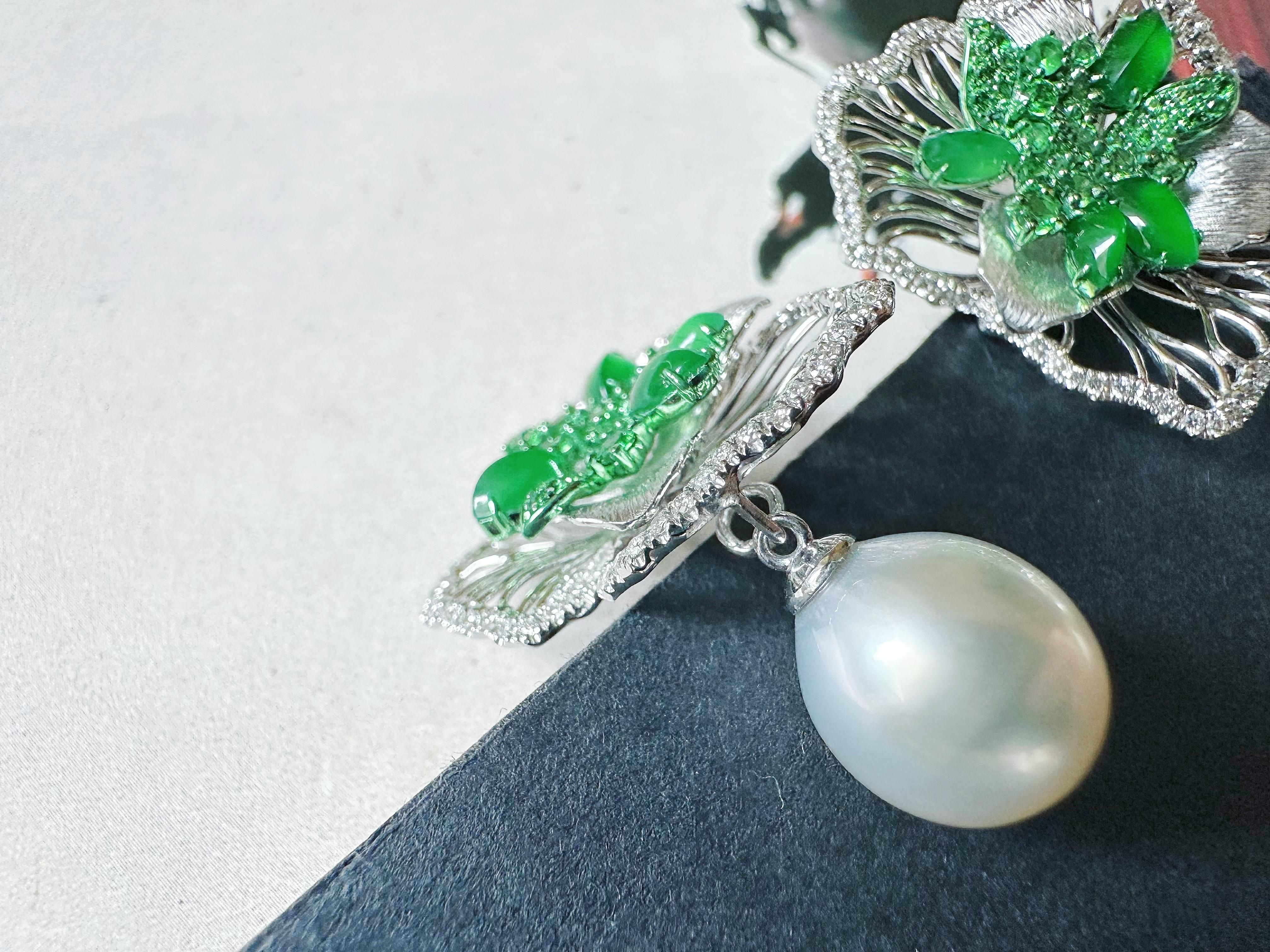 Artistic Imperial Green Jade Irregular Cabochon Earrings in 18K Gold & Diamond For Sale 7
