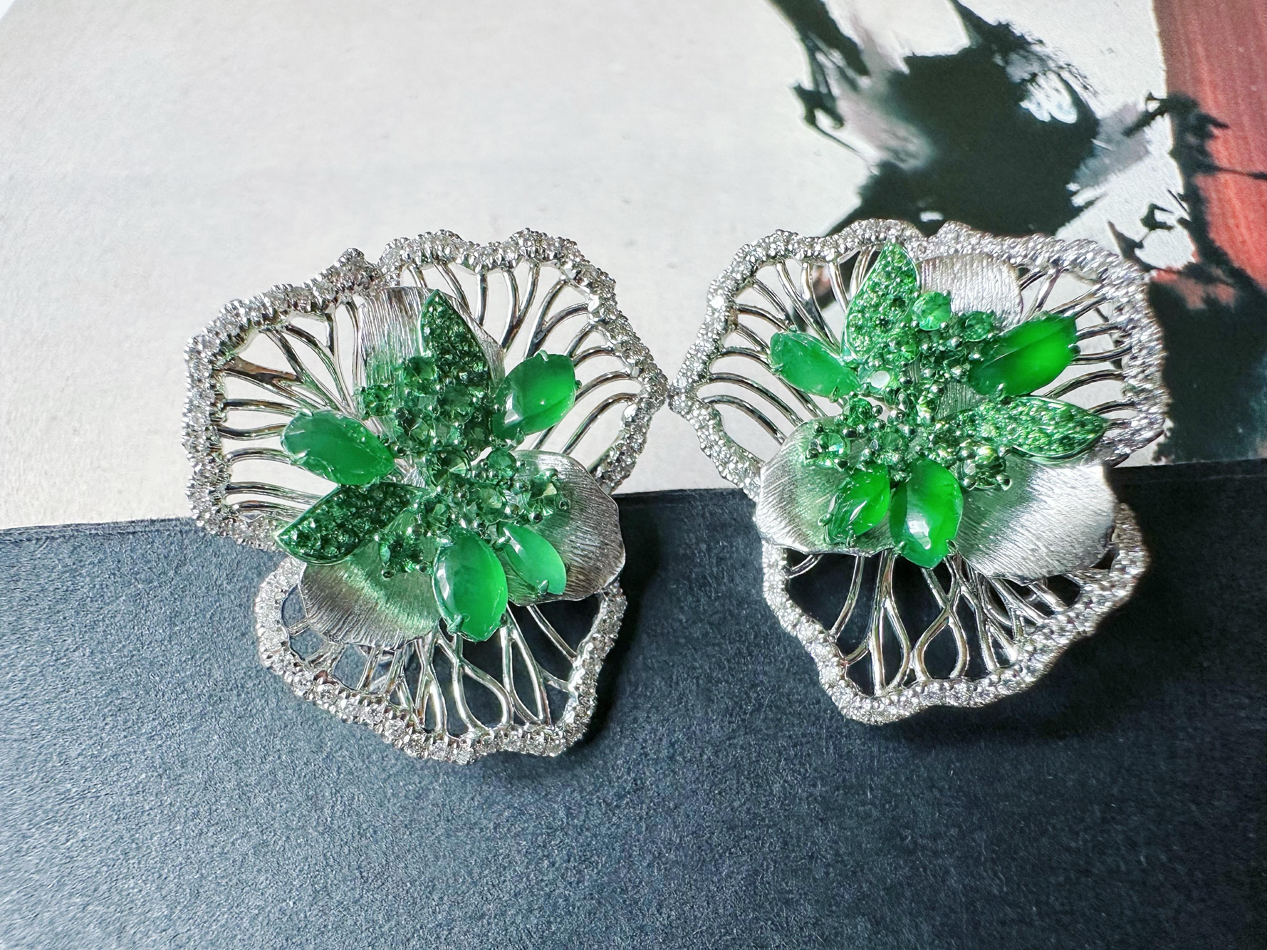 Artistic Imperial Green Jade Irregular Cabochon Earrings in 18K Gold & Diamond For Sale 3