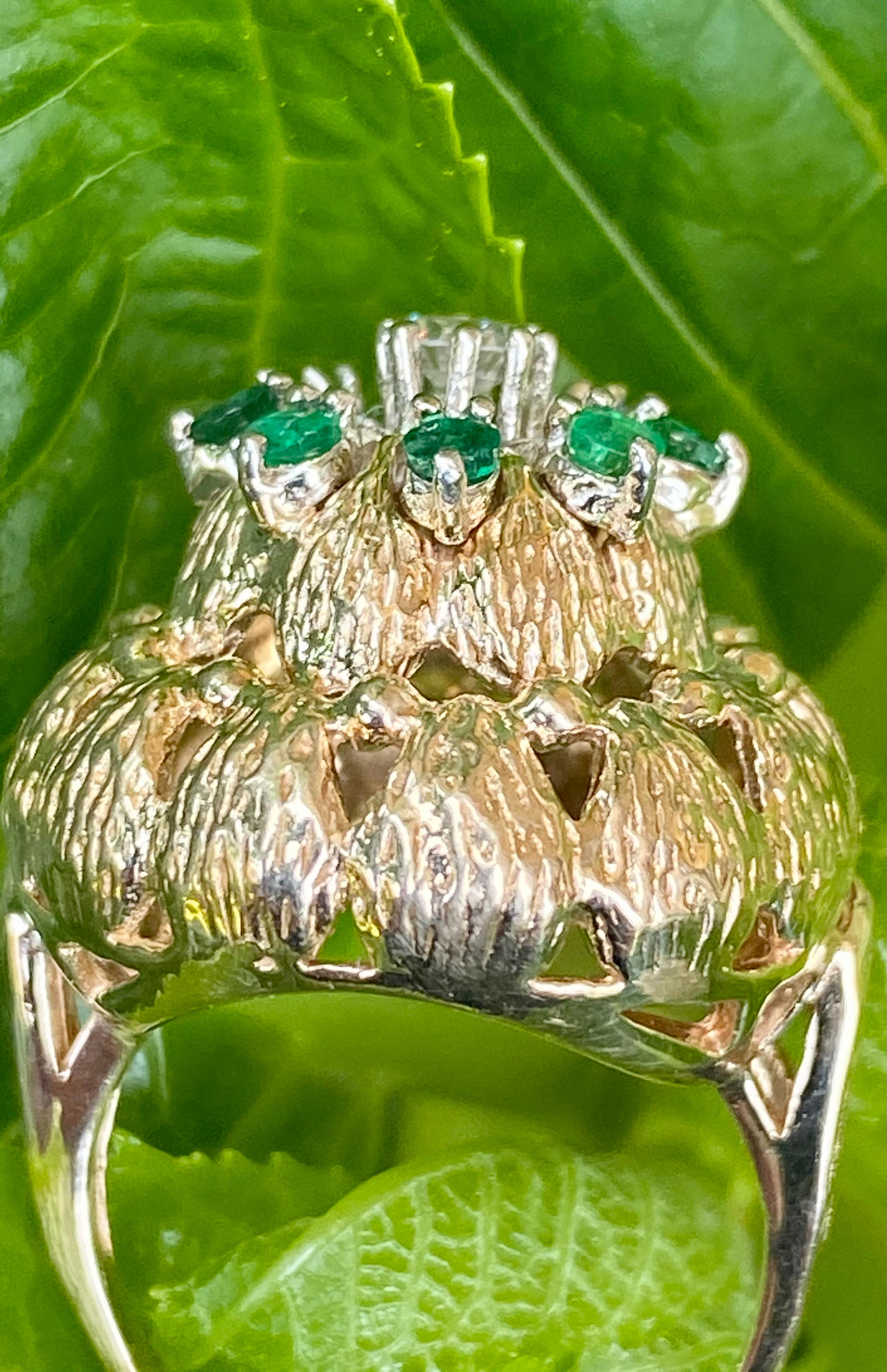 Artistic Midcentury Flower Motif Emerald and Diamond 18k Gold Textured Dome Ring 1