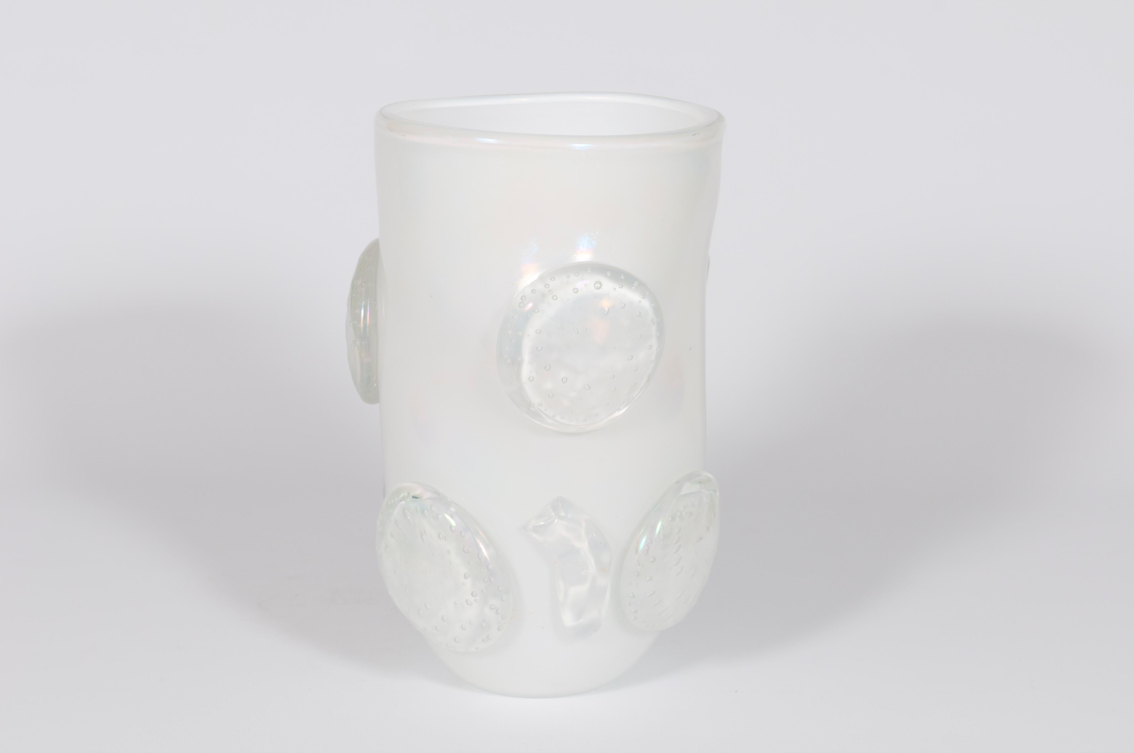 Artistic Milk-White Murano Glass Vase, by Romano Donà, Italy, 1990s For Sale 4
