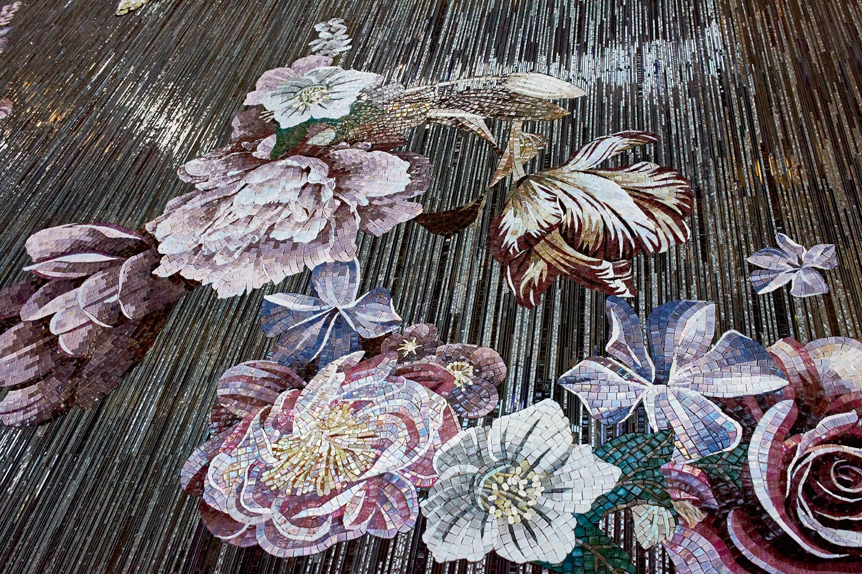 Künstlerisches Mosaik, handgefertigt, Abmessungen und Farben anpassbar (Italienisch) im Angebot