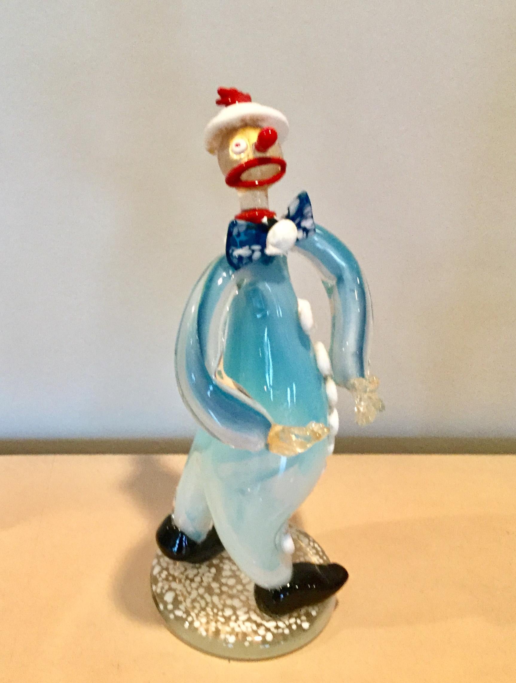 Great Fratelli Toso Murano clown with paste glass accents, circa 1940s. Rare find.
