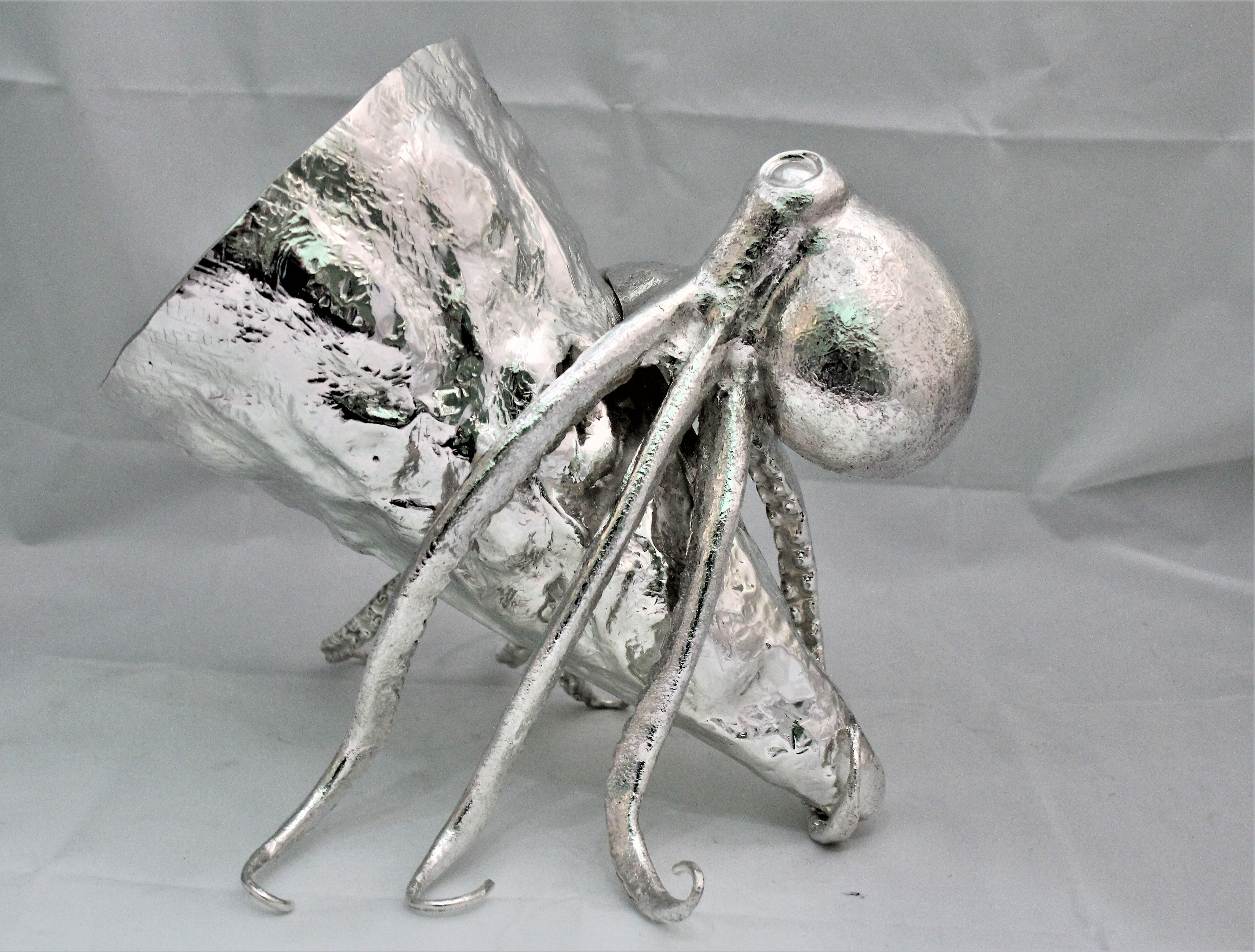 Artistic Pair of Silver Wine Coolers with Octopus Sculptures Italy, 1930s For Sale 4