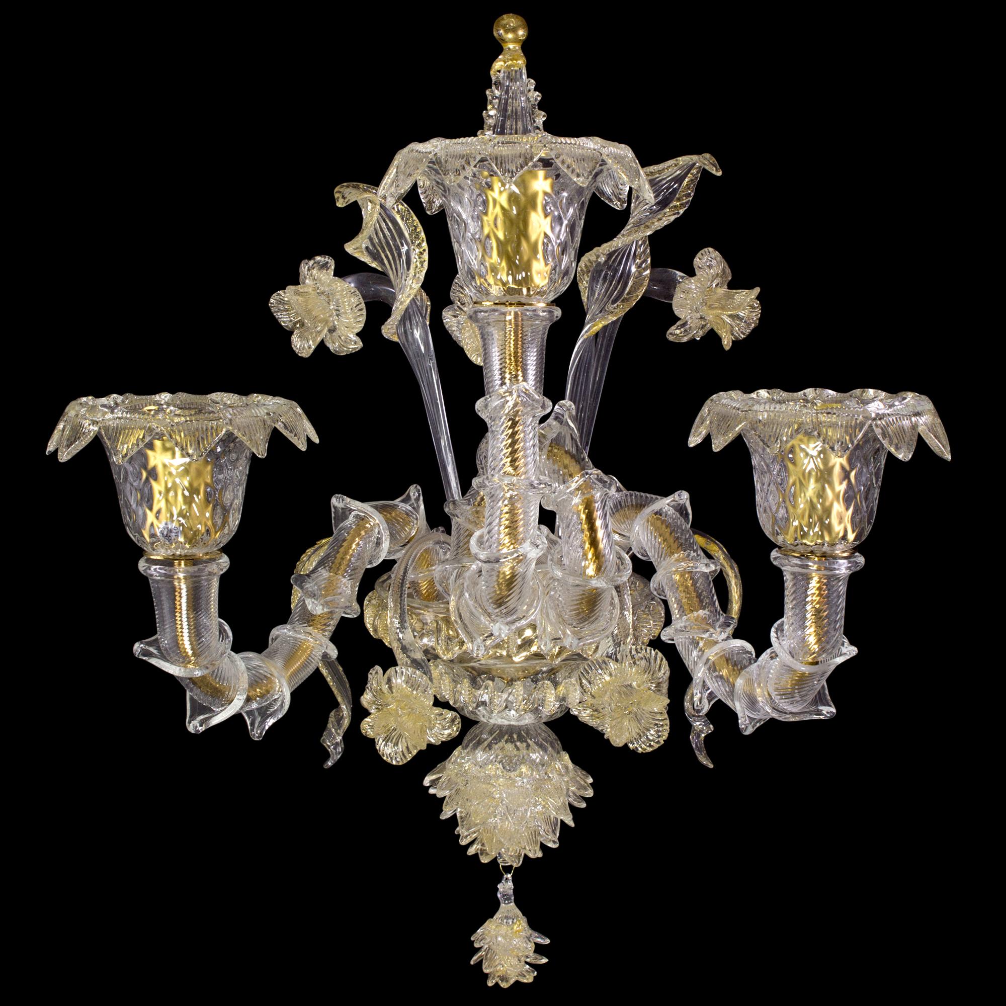 Artistic Rezzonico Sconce 3 lights crystal-gold Murano glass by Multiforme.
The name of this collection evokes tha magic and exotic atmosphere of the arabian nights; the blown glass chandelier Sherazade is one of our collection that stands out