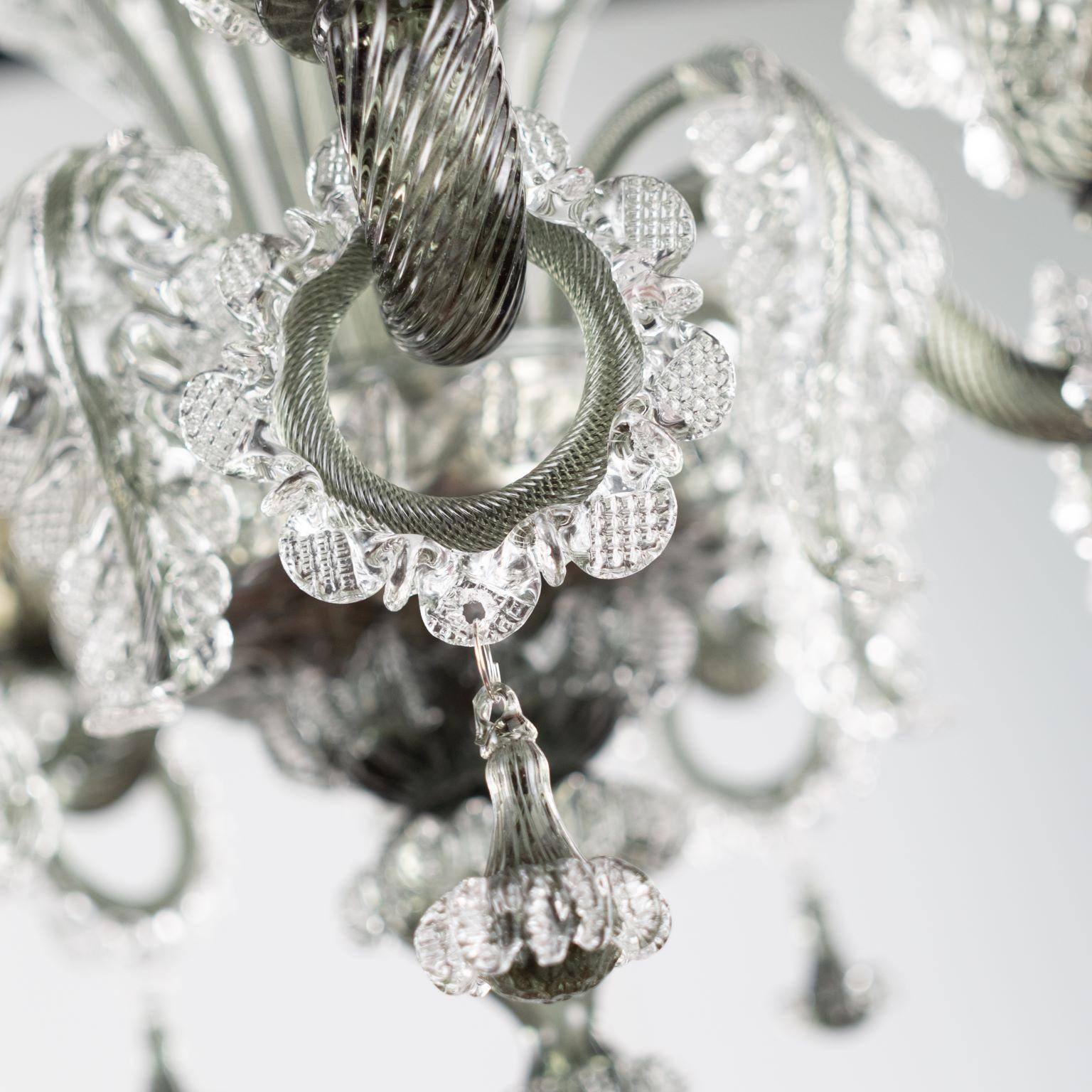 Lustre artistique riche et artistique, 5 bras en verre de Murano transparent et gris foncé par Multiforme en vente 8