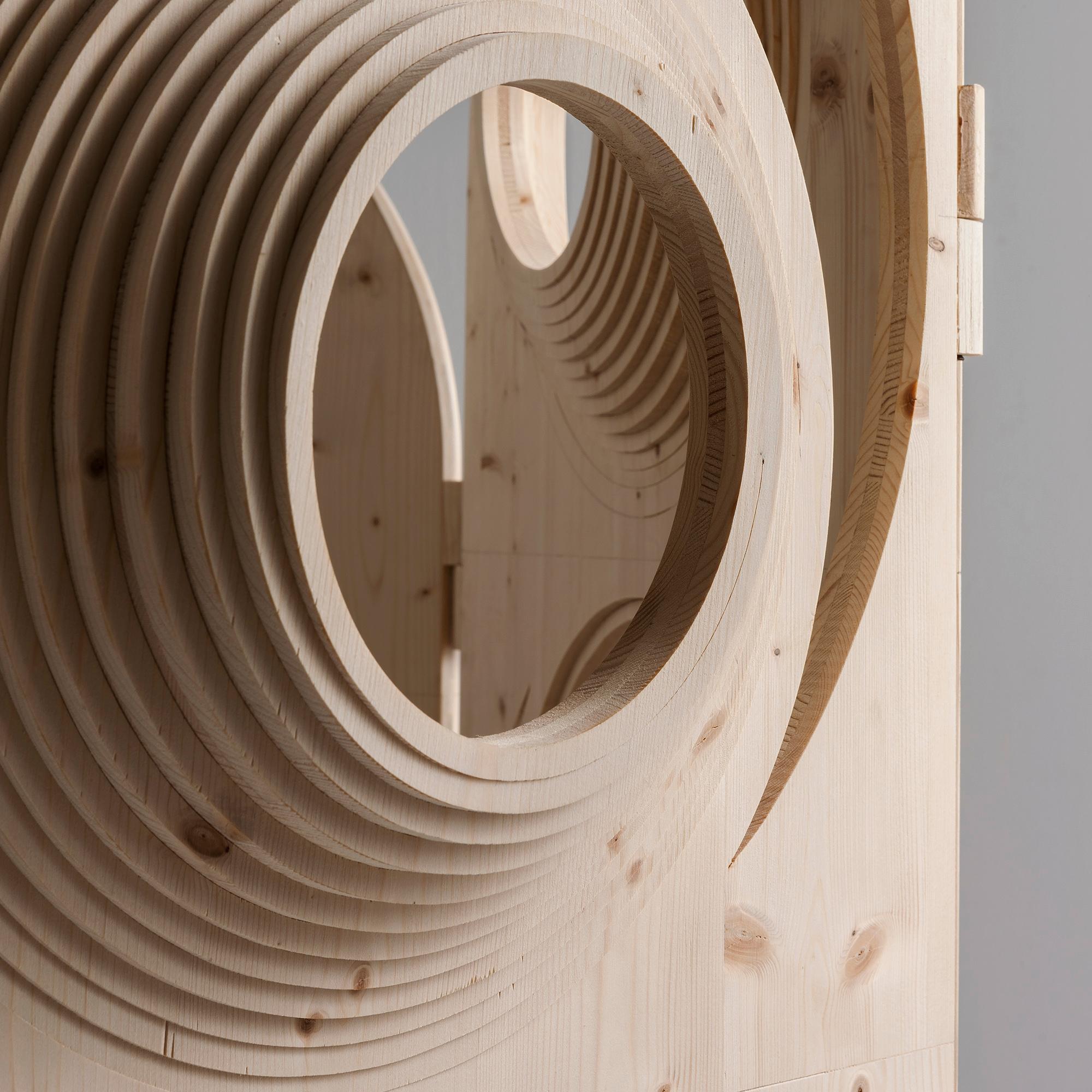Skulpturaler geschnitzter Raumteiler „Cortina“ aus Holz, Prototyp aus Italien 2