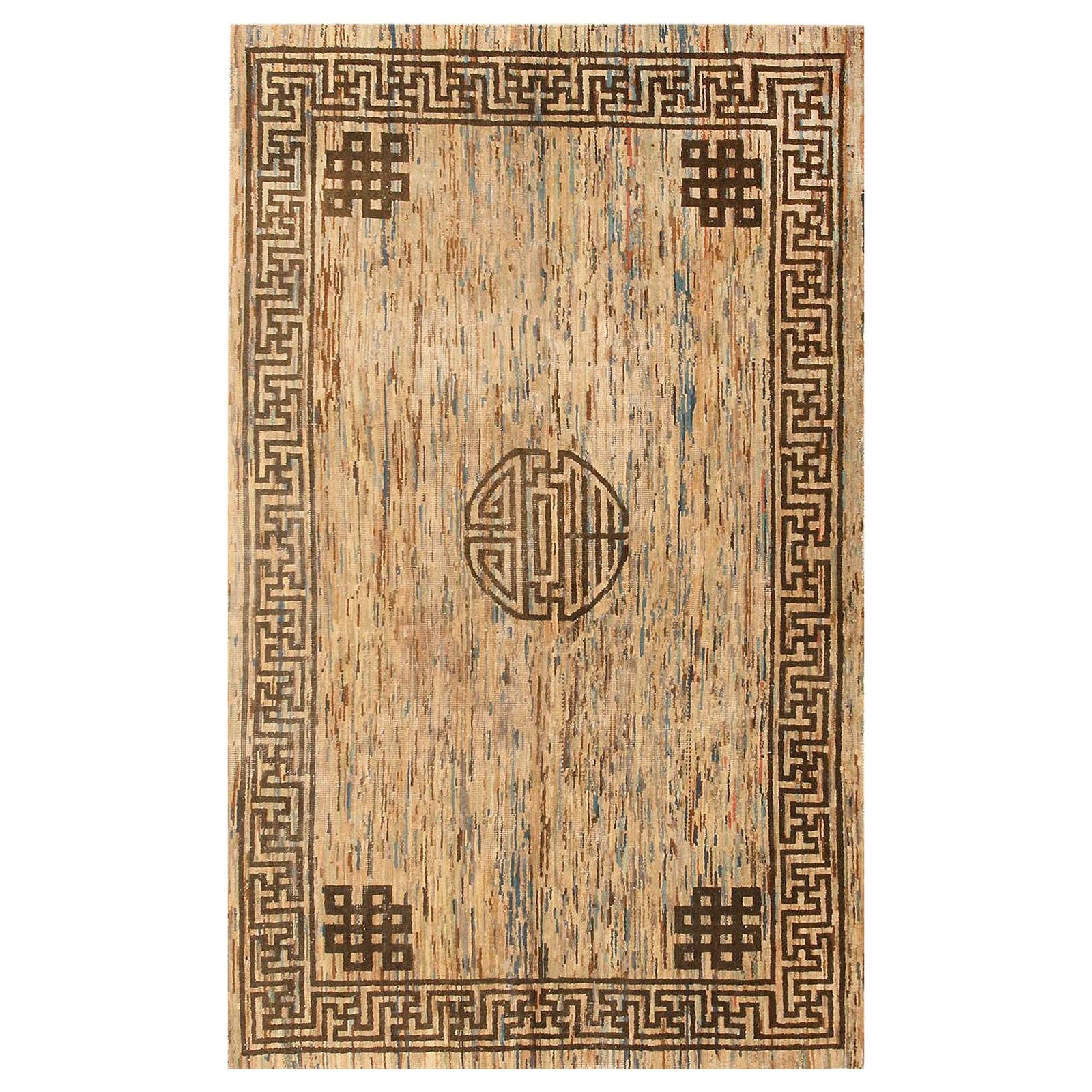 Artistic Soft Colored Antiker mongolischer Teppich 5 ft 3 in x 8 ft 9 in im Angebot