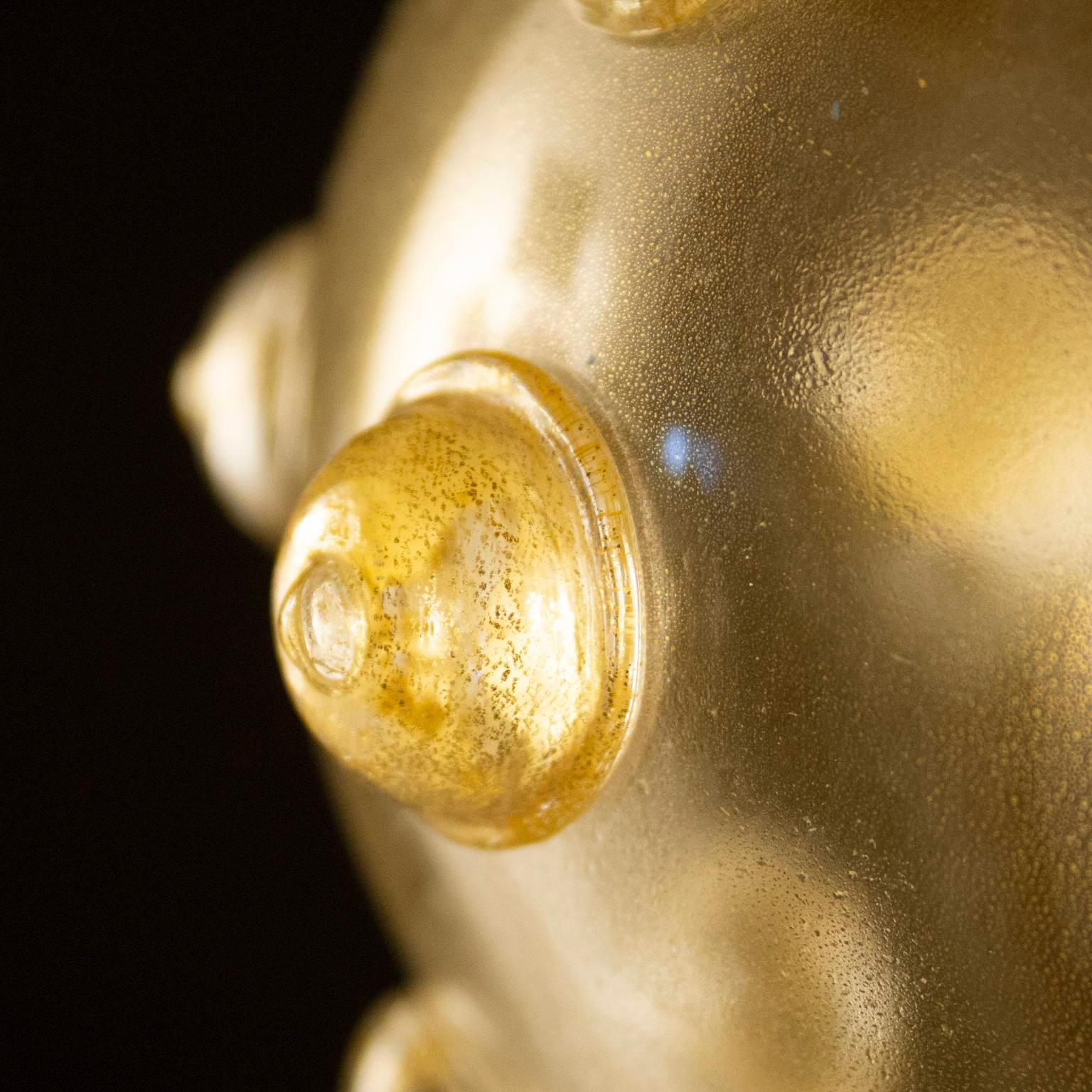 XXIe siècle et contemporain Suspension artistique 1 lampe, verre doré à feuilles dorées, abat-jour ivoire par Multiforme en vente