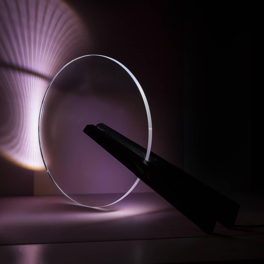Artistics Lampe de table Radial en verre unique et marbre noir naturel par Carlos Aucejo en vente 1