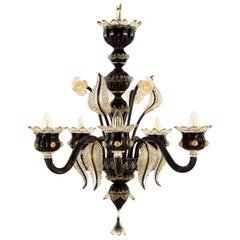 Lustre vénitien artistique à 5 bras en verre de Murano noir et détails dorés par Multiforme