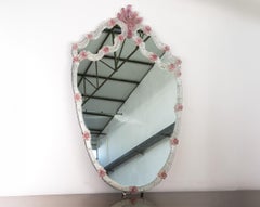 Specchio Artistico da Parete in Vetro di Murano, Trasparente e con dettagli di Fiori Rosa
