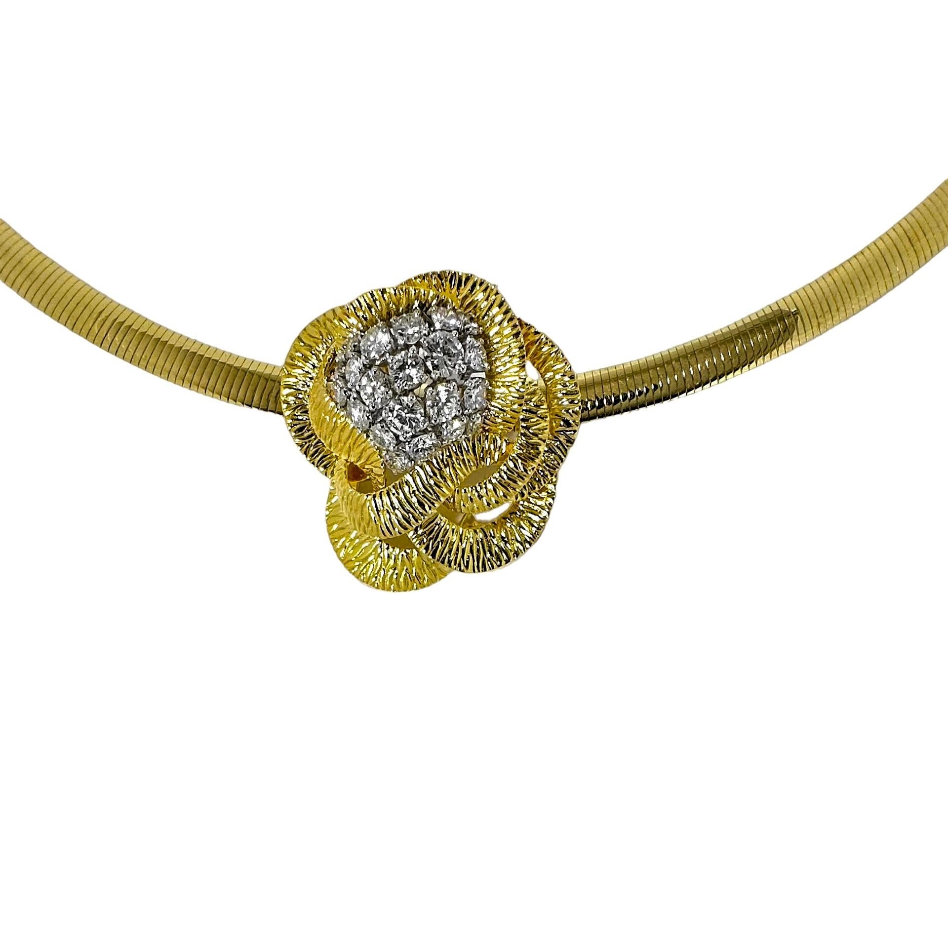 Artistic Textured, 18k Gold, Platin & Diamant Rose Motif Halskette Enhancer im Angebot 4