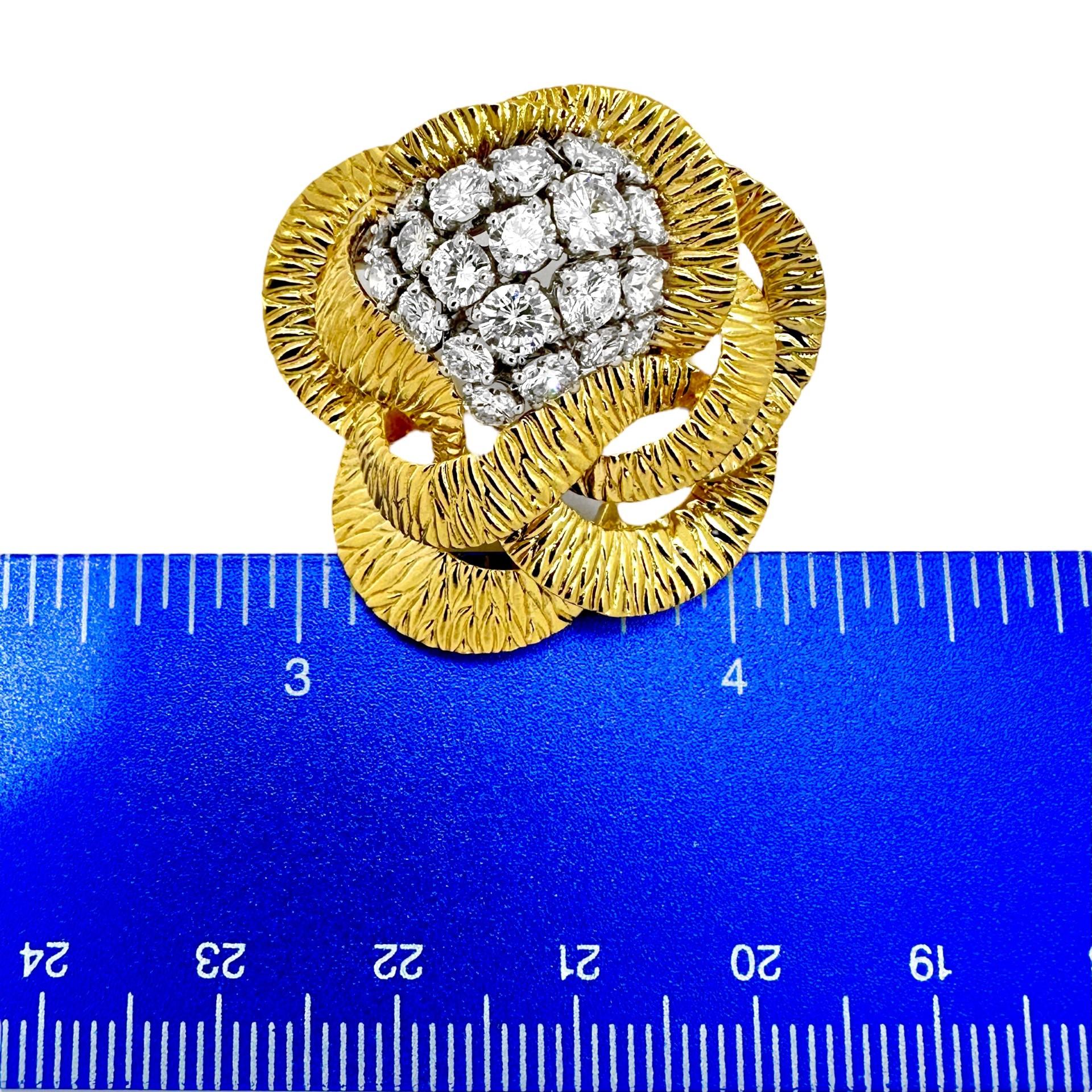 Artistic Textured, 18k Gold, Platin & Diamant Rose Motif Halskette Enhancer im Angebot 1