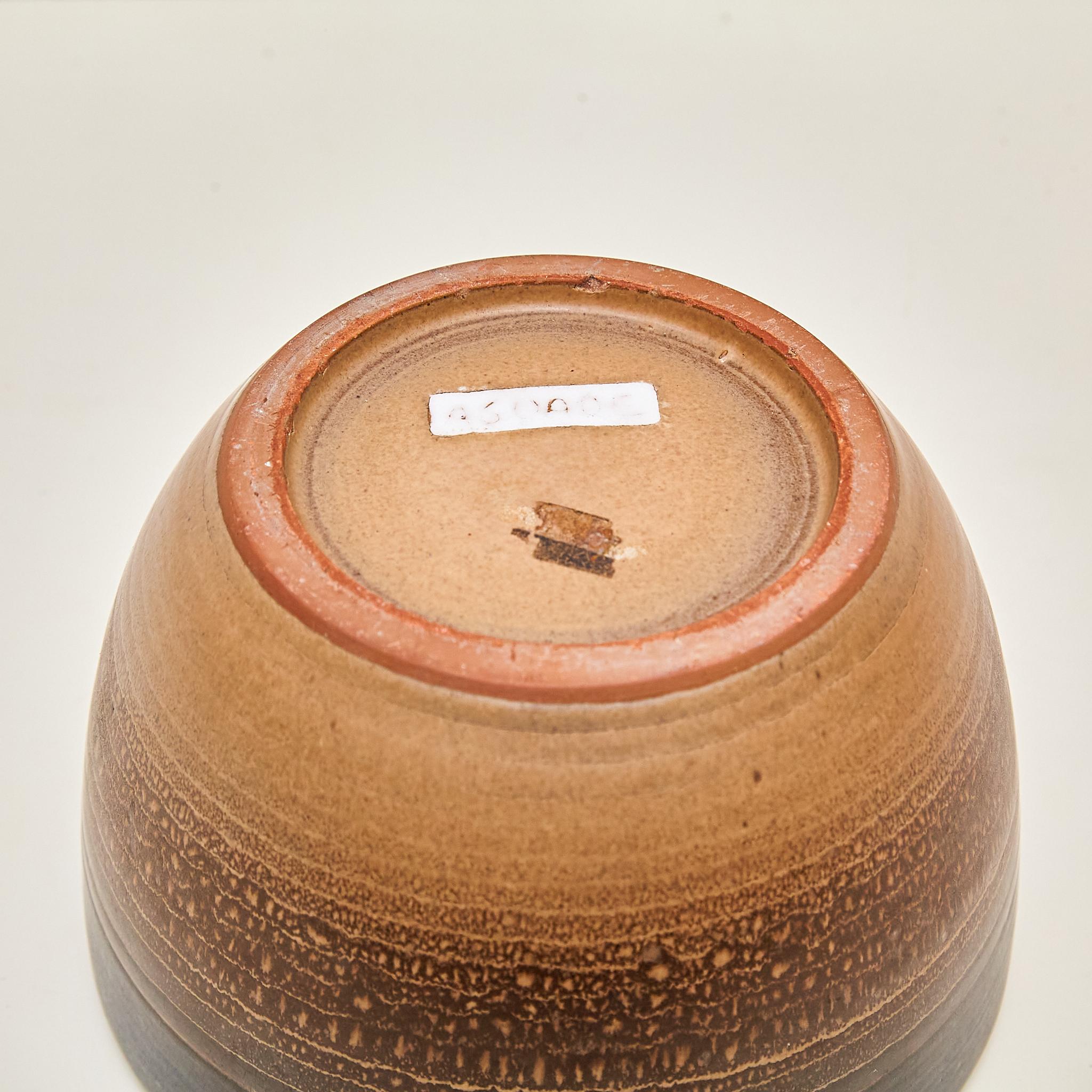 Mid-20th Century Artistry in Clay: Jordi Aguadé's Signed Ceramic Base from 1960 For Sale